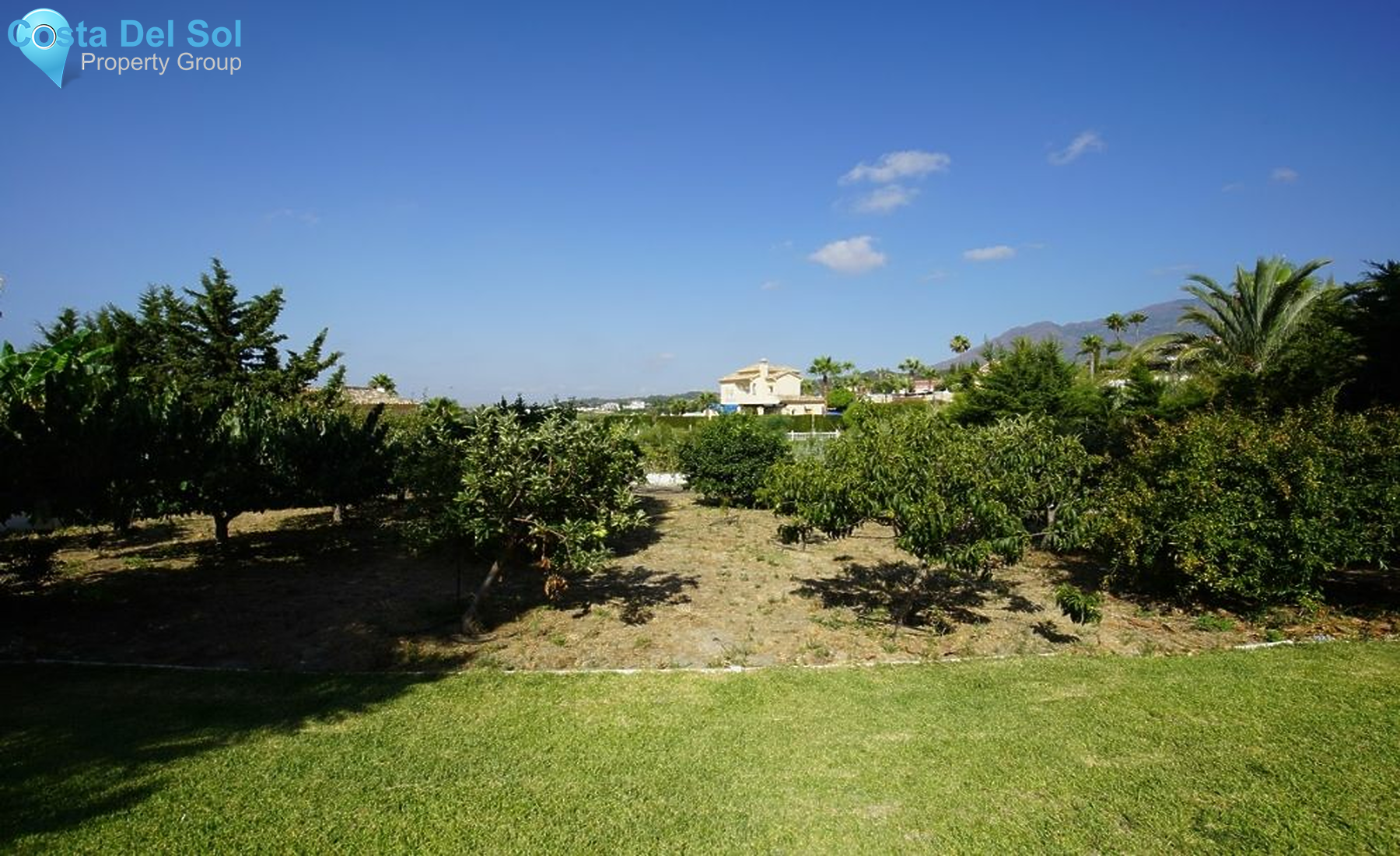 Detached Villa in Estepona-1186582