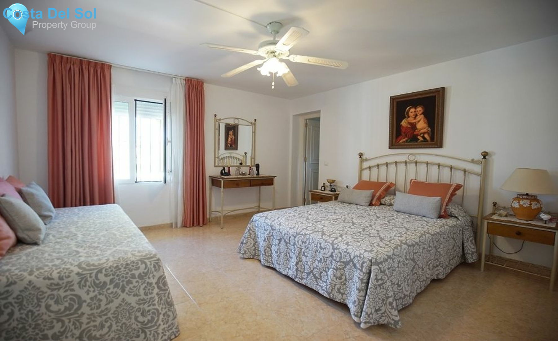 Detached Villa in Estepona-1186574