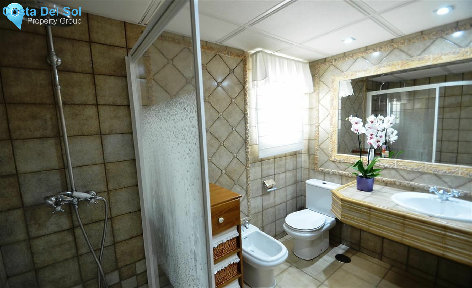 Detached Villa in Estepona-1207963