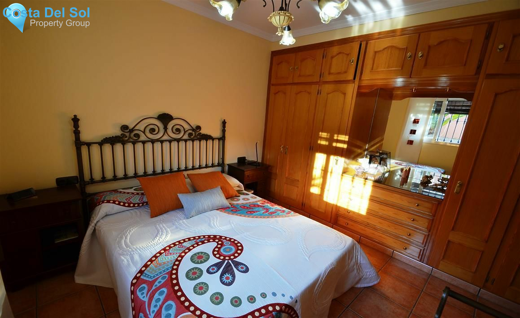 Detached Villa in Estepona-1207950