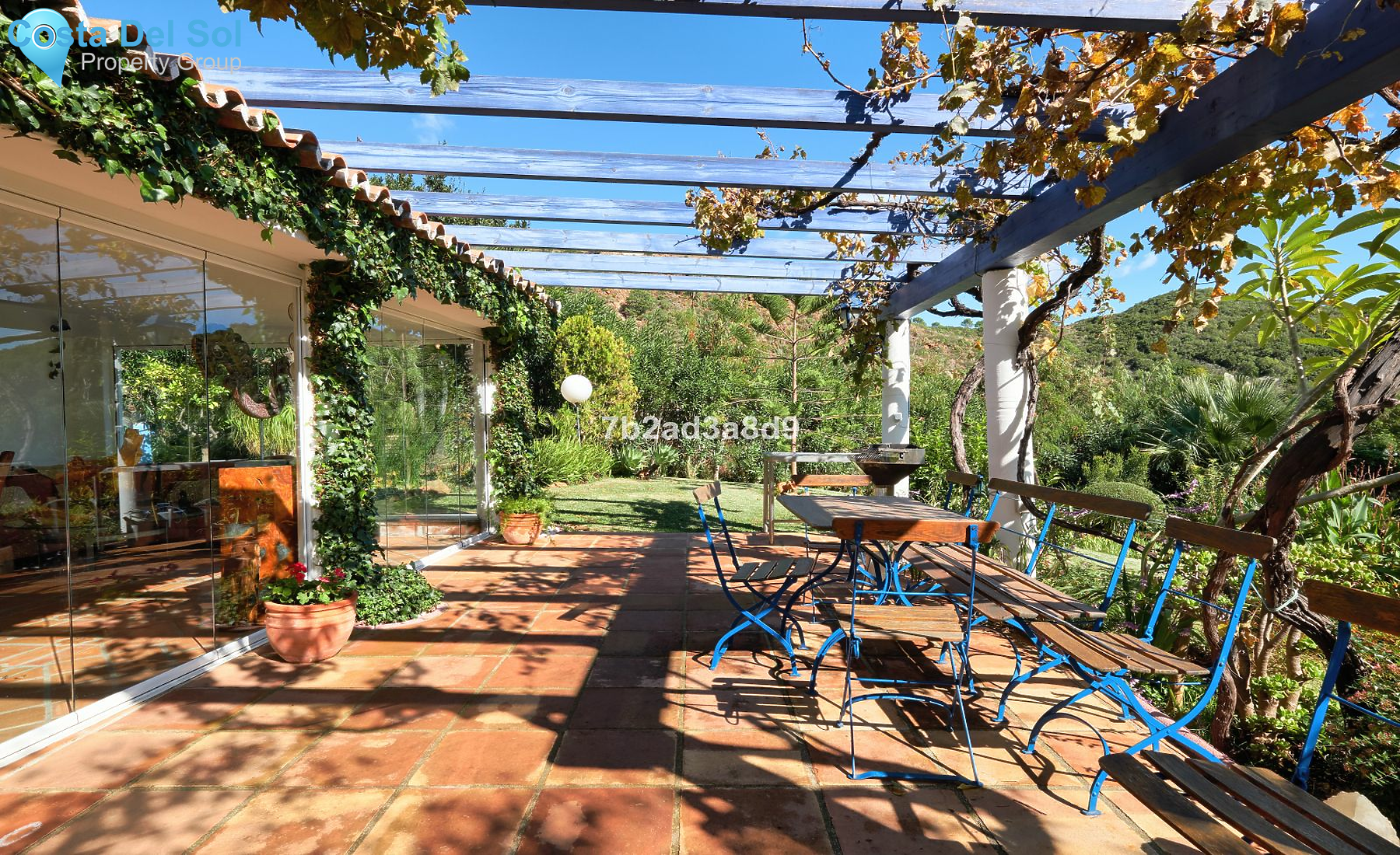 Detached Villa in Estepona-1399486