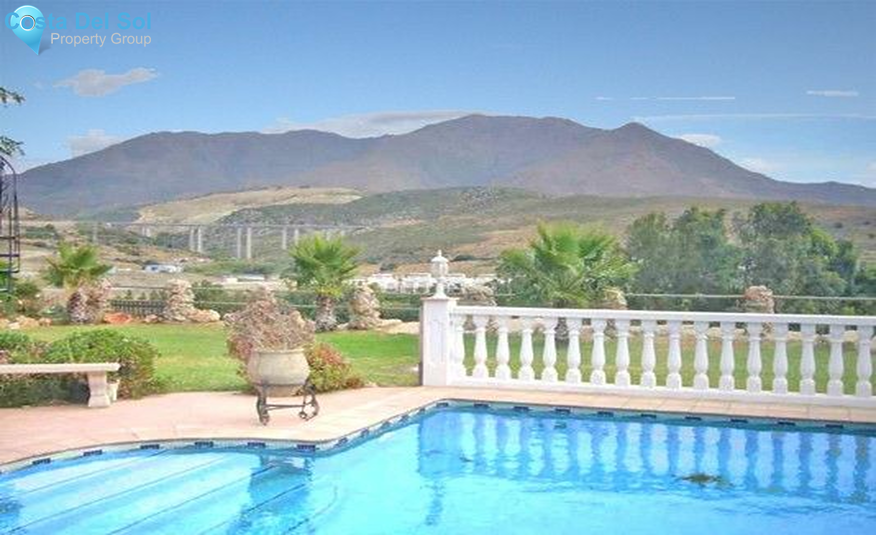 Detached Villa in Estepona-1423154