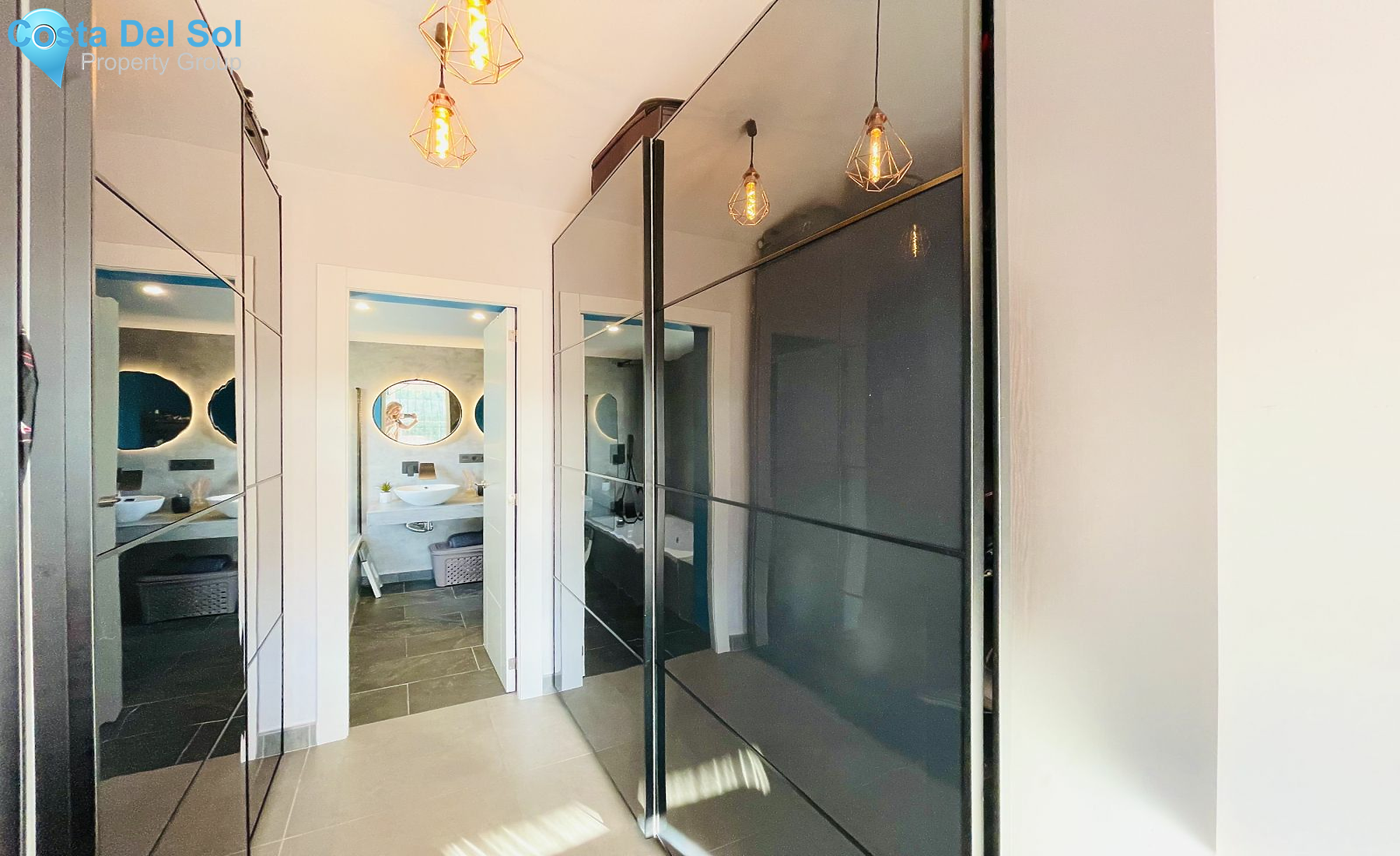 Detached Villa in Estepona-1474719