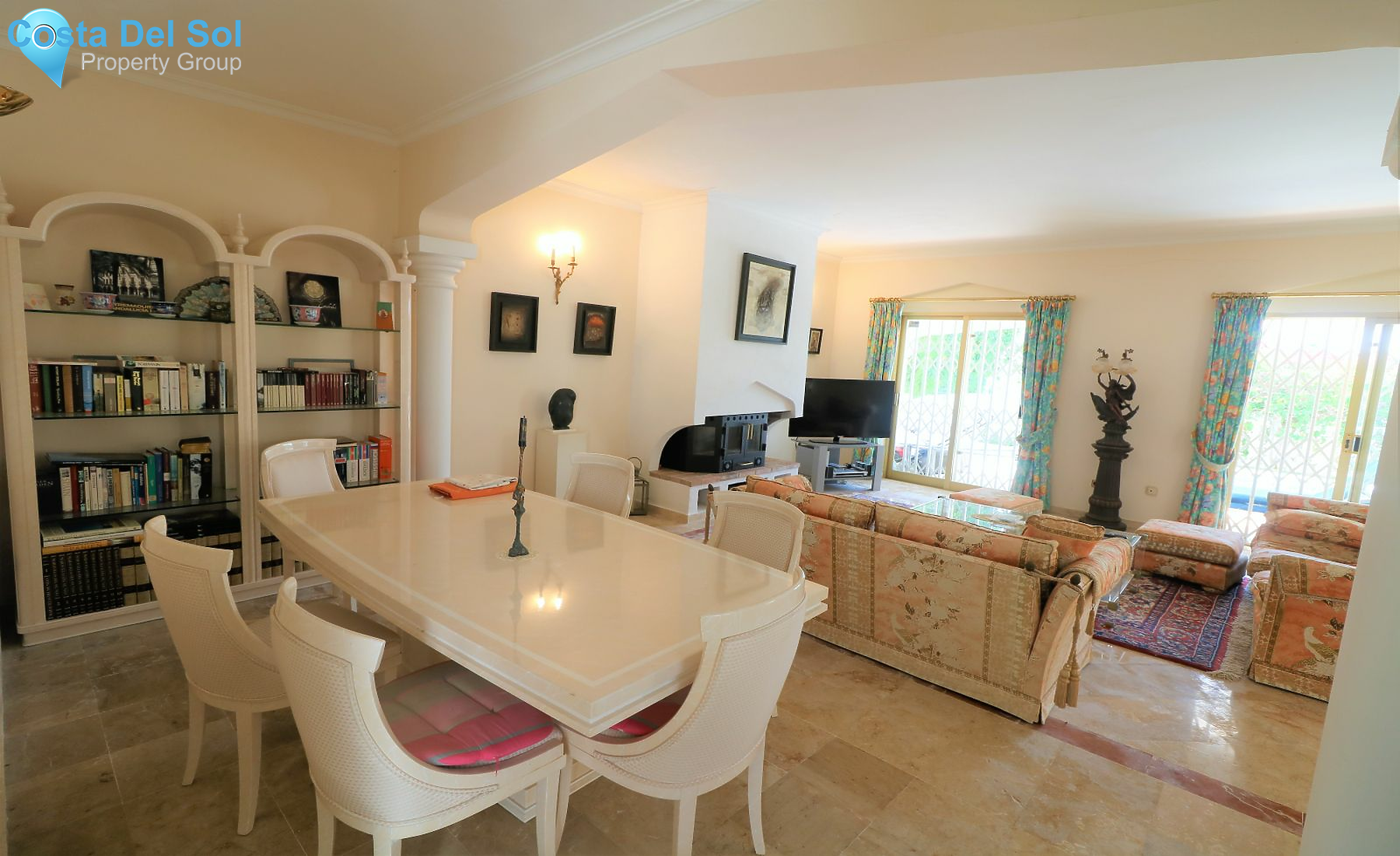 Detached Villa in Marbella-1222870