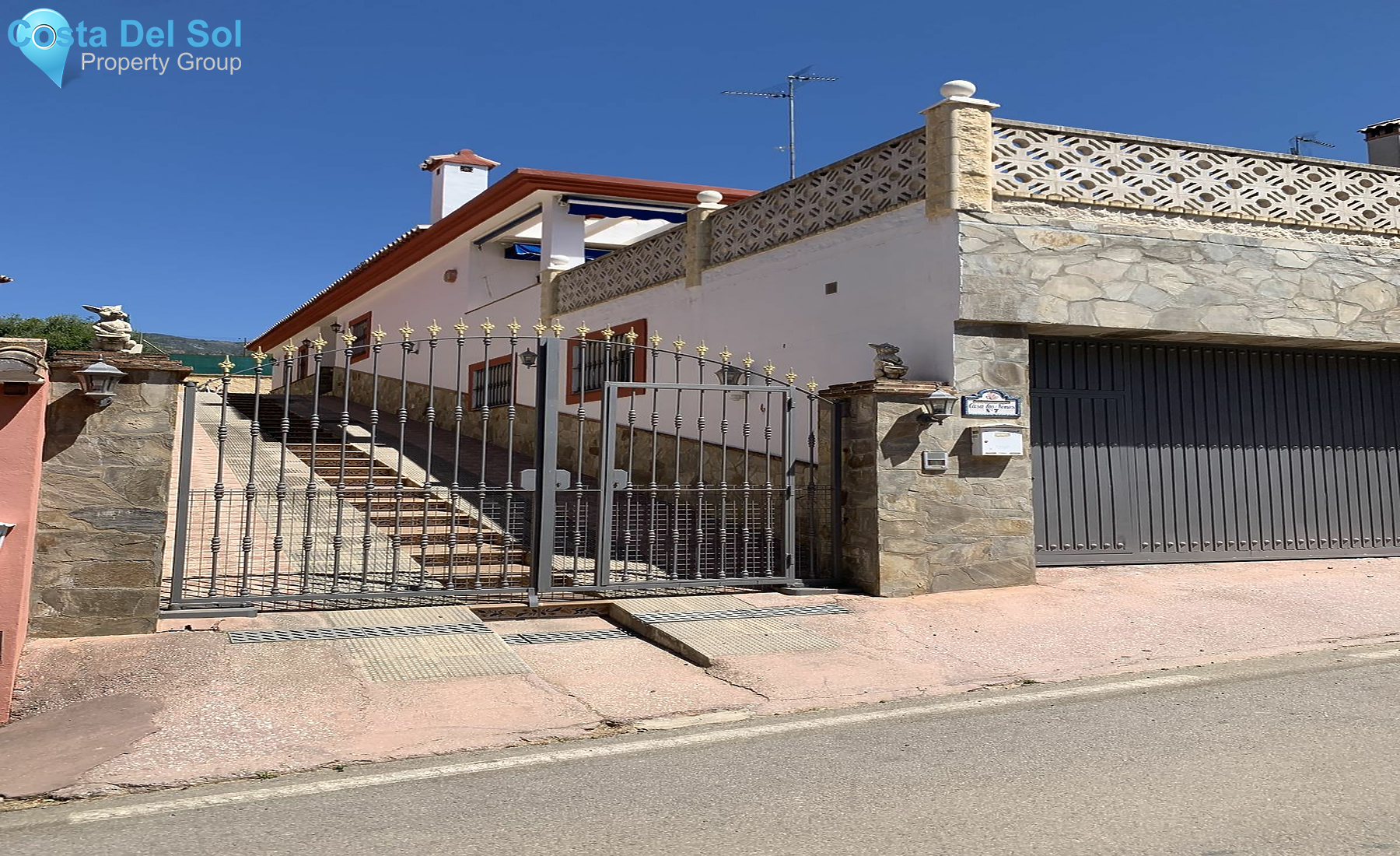 Detached Villa in Marbella