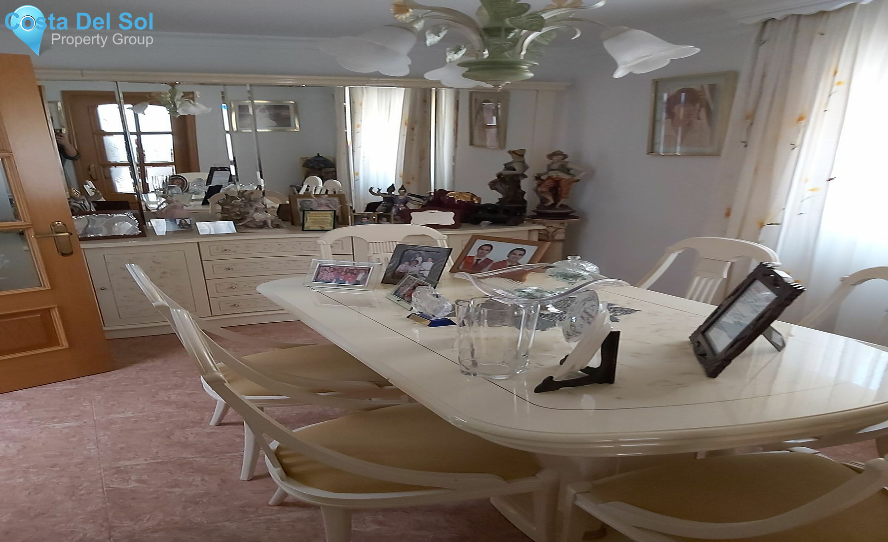 Detached Villa in Marbella-1396065