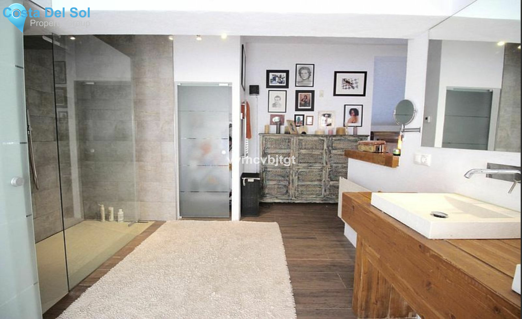 Detached Villa in Mijas-1211757