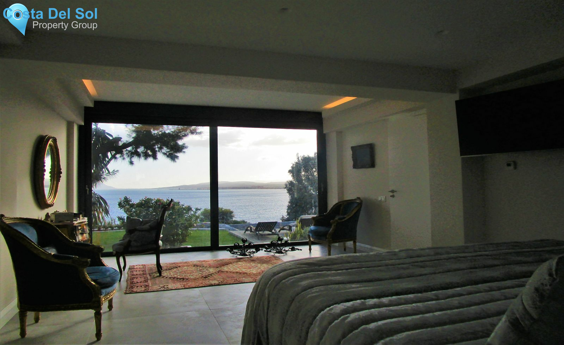 Detached Villa in Punta Chullera-1222011