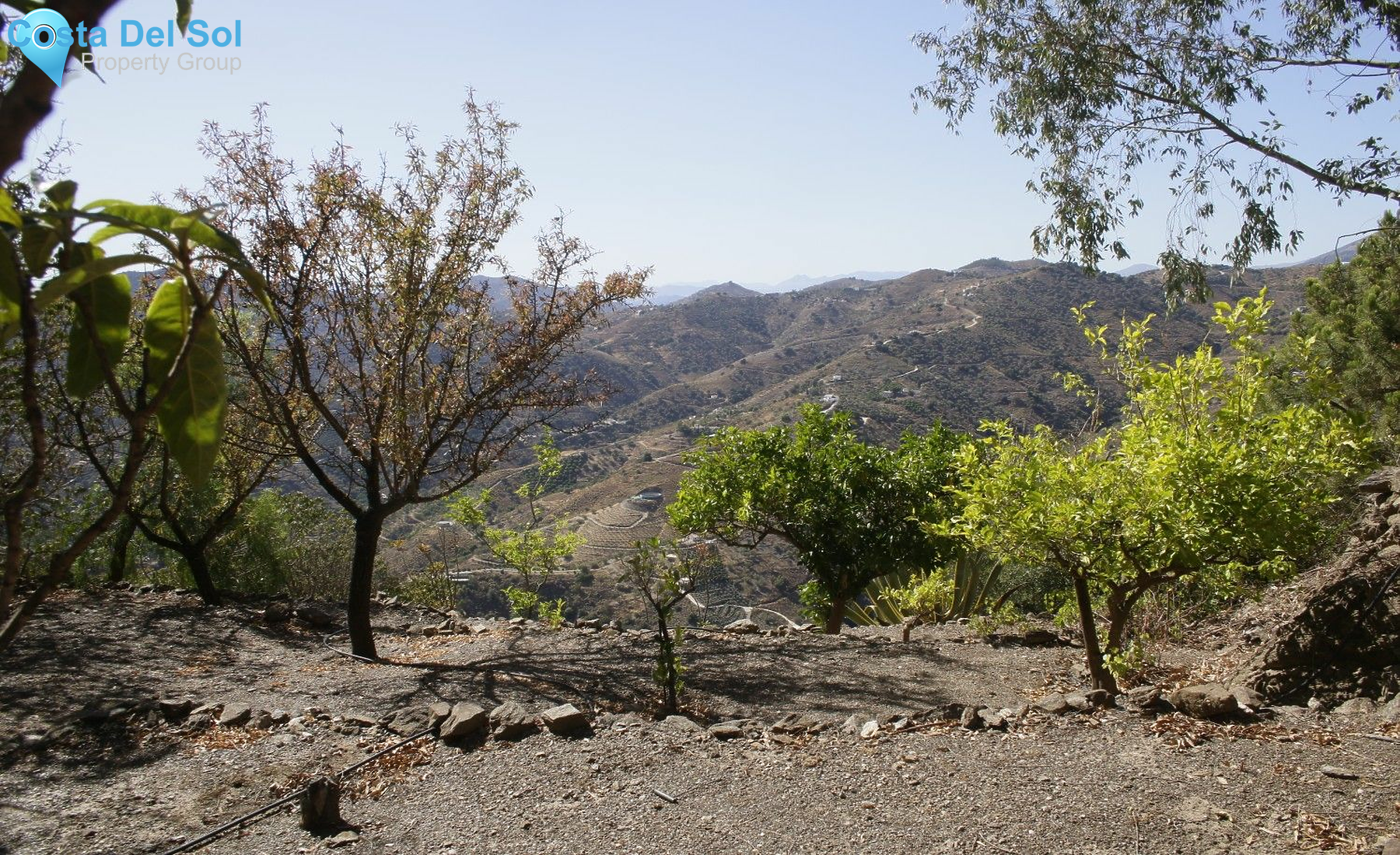 Detached Villa in Sayalonga-1465903