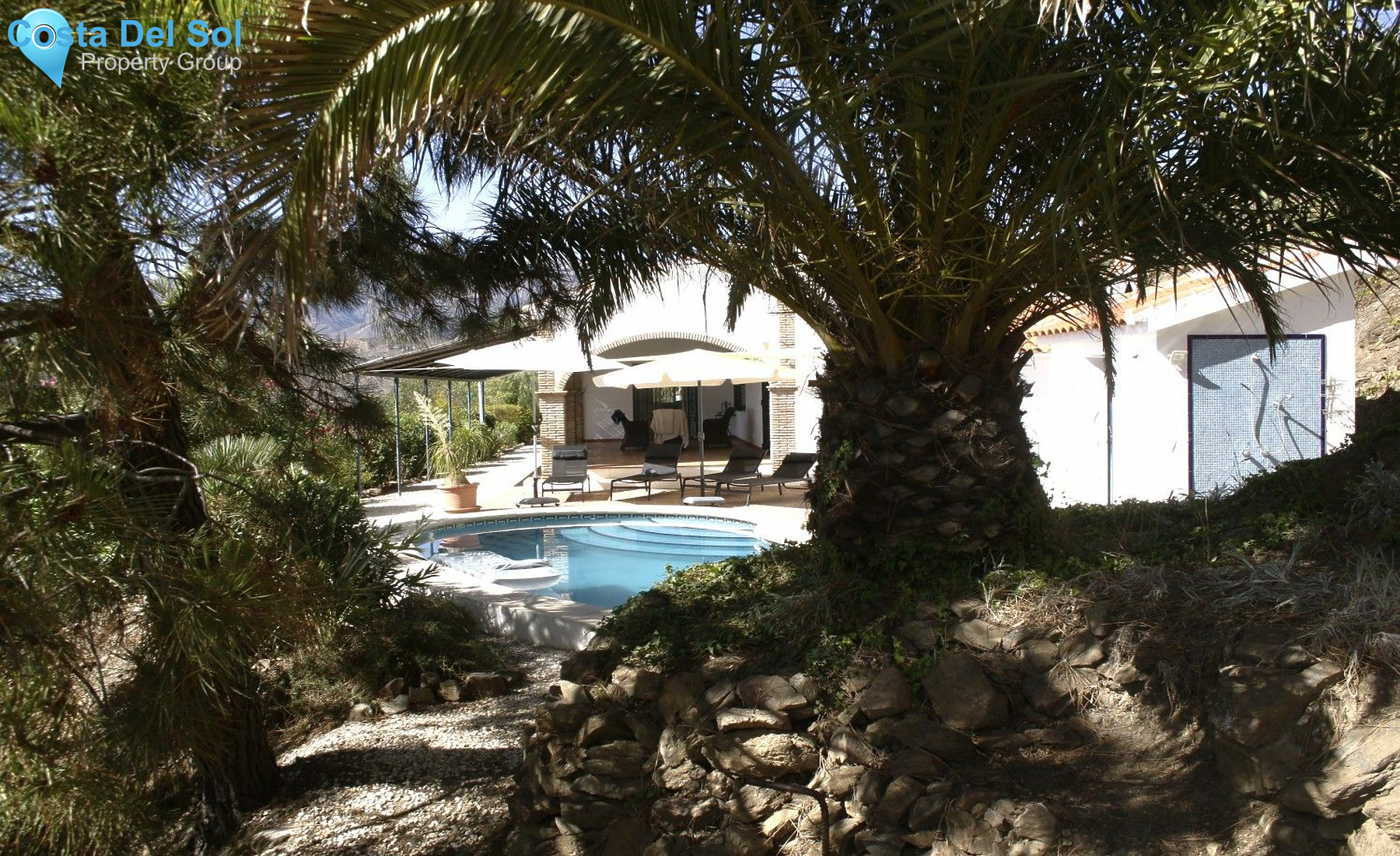 Detached Villa in Sayalonga-1465906