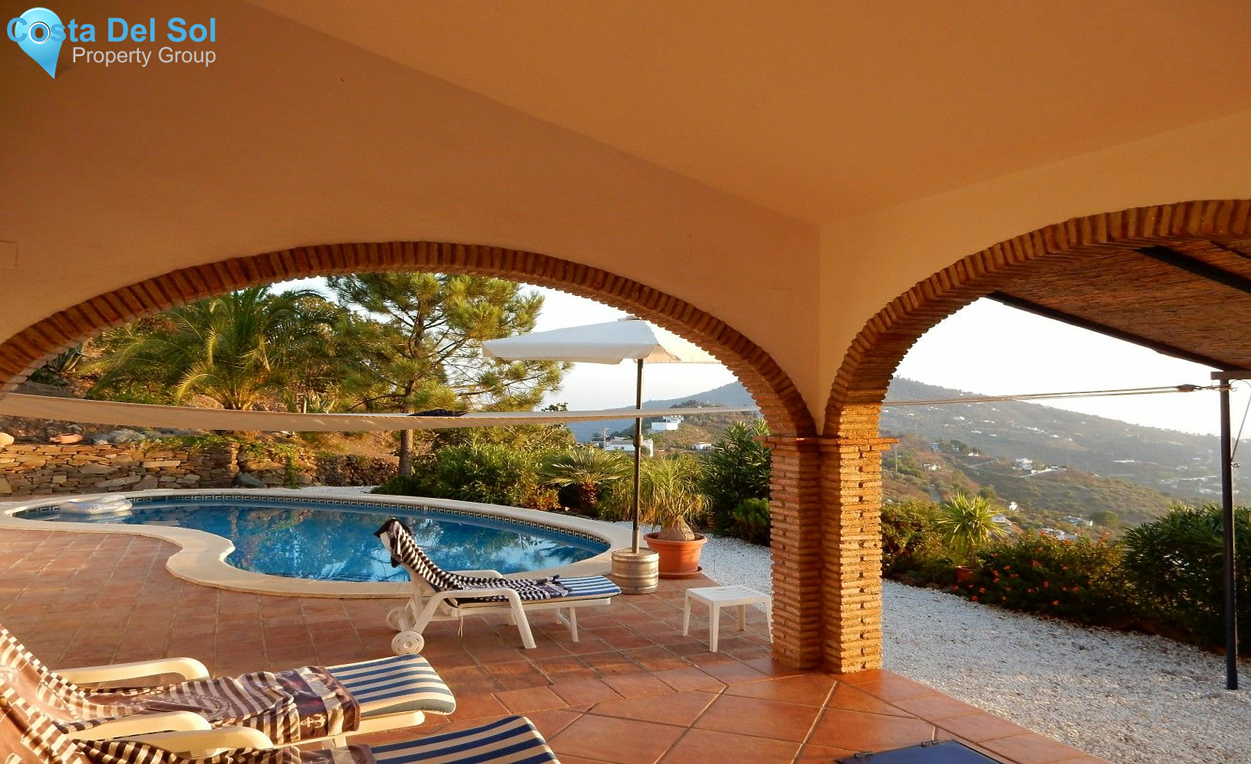 Detached Villa in Sayalonga-1465908