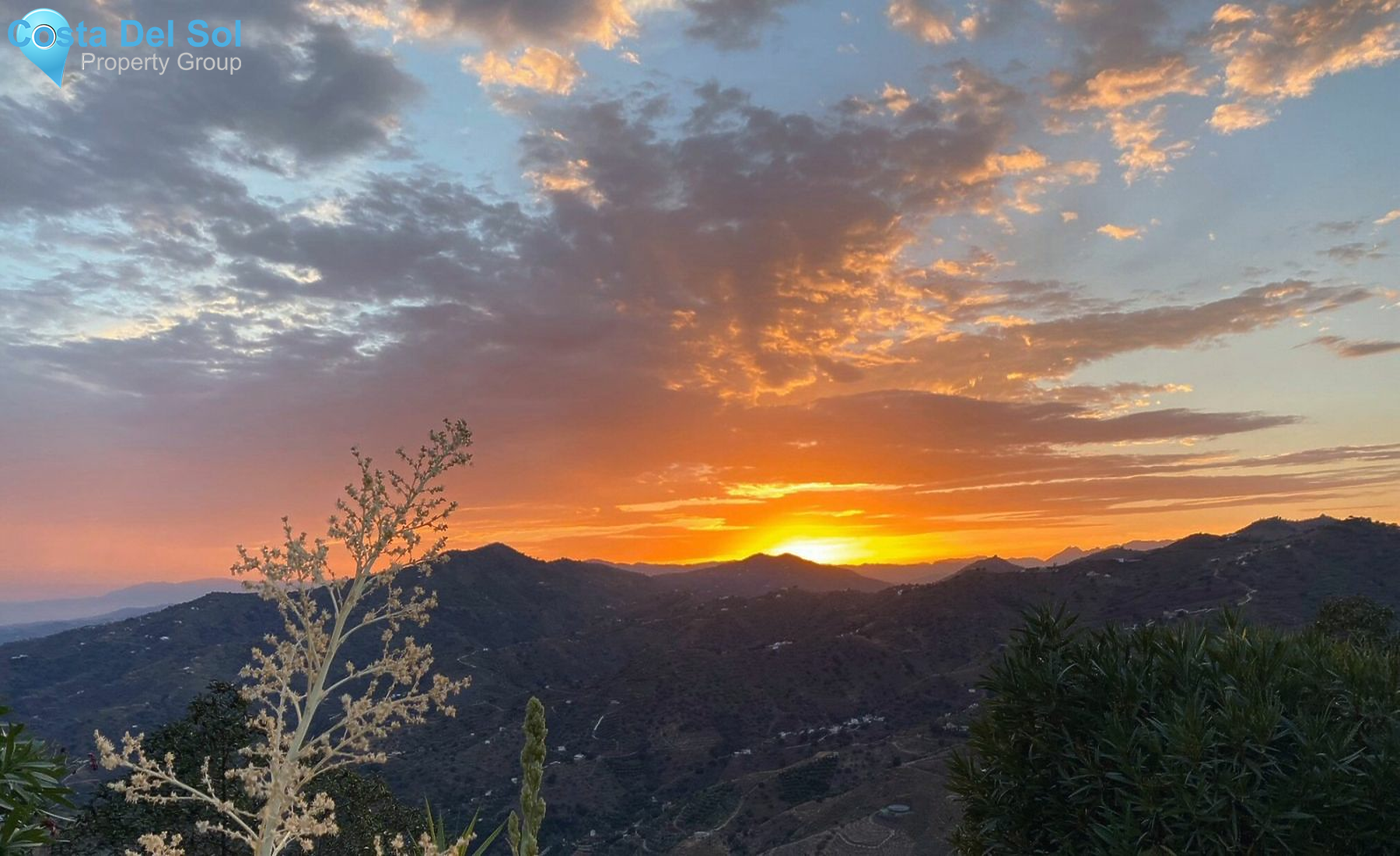 Detached Villa in Sayalonga-1465893