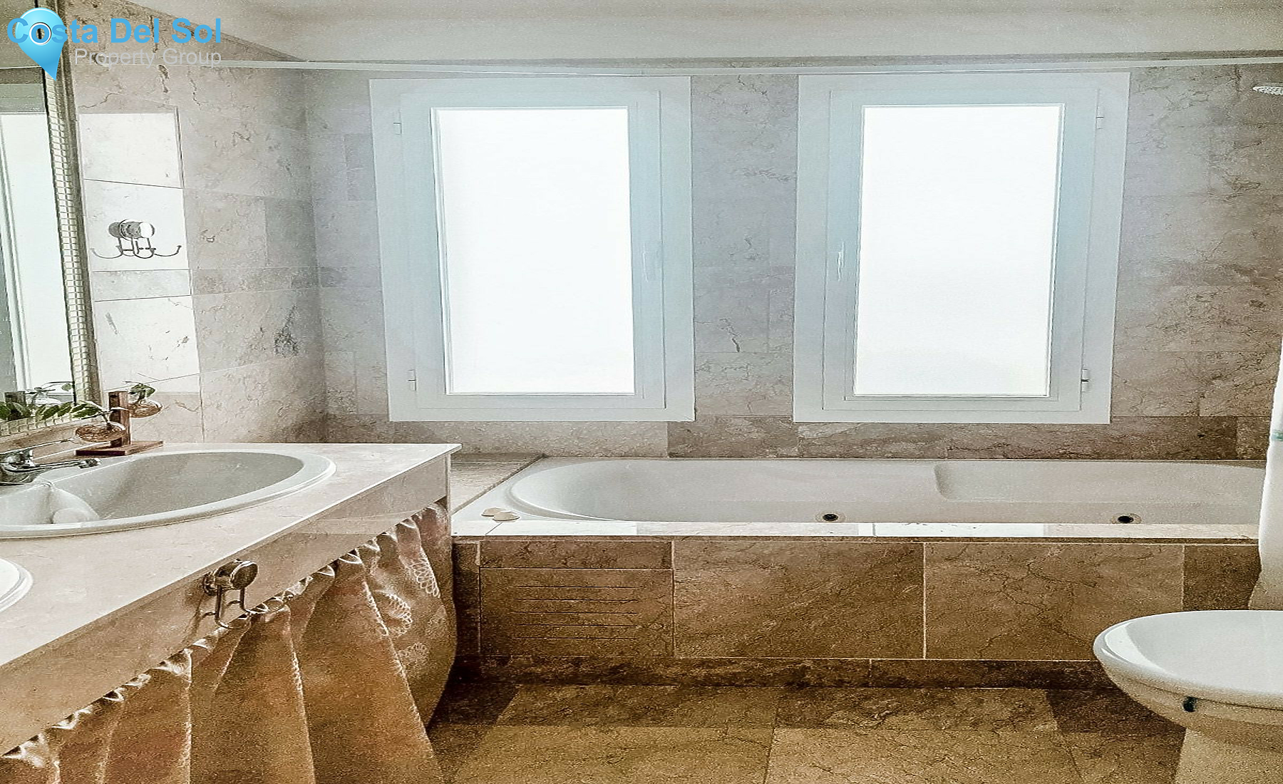 Duplex in La Alcaidesa-1511054