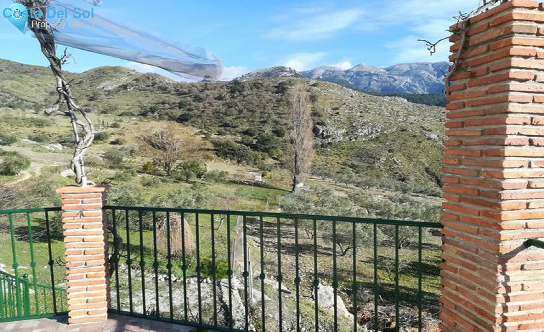 Finca - Cortijo in Alcaucín-1212807