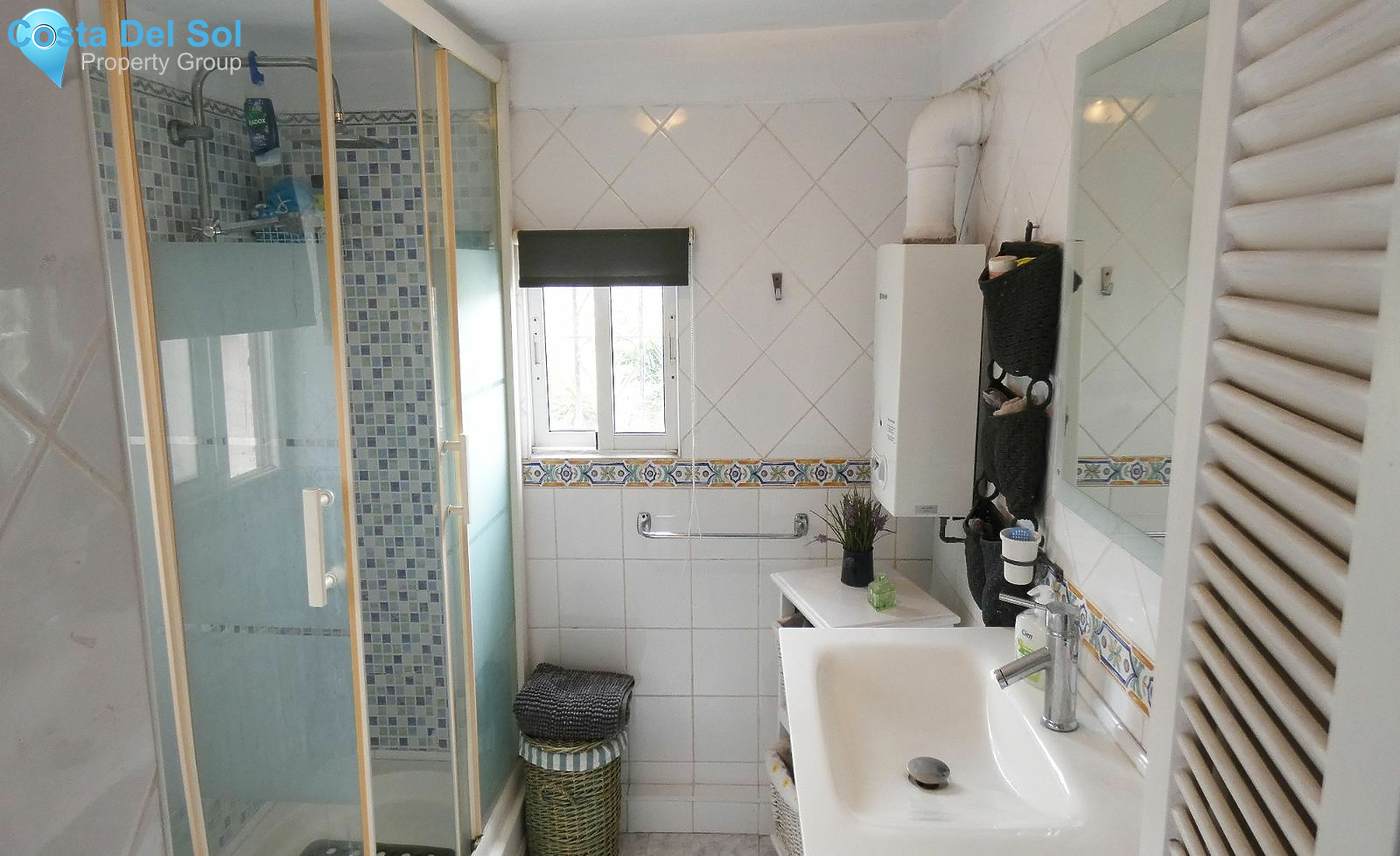 Finca - Cortijo in Alhaurín el Grande-1421529