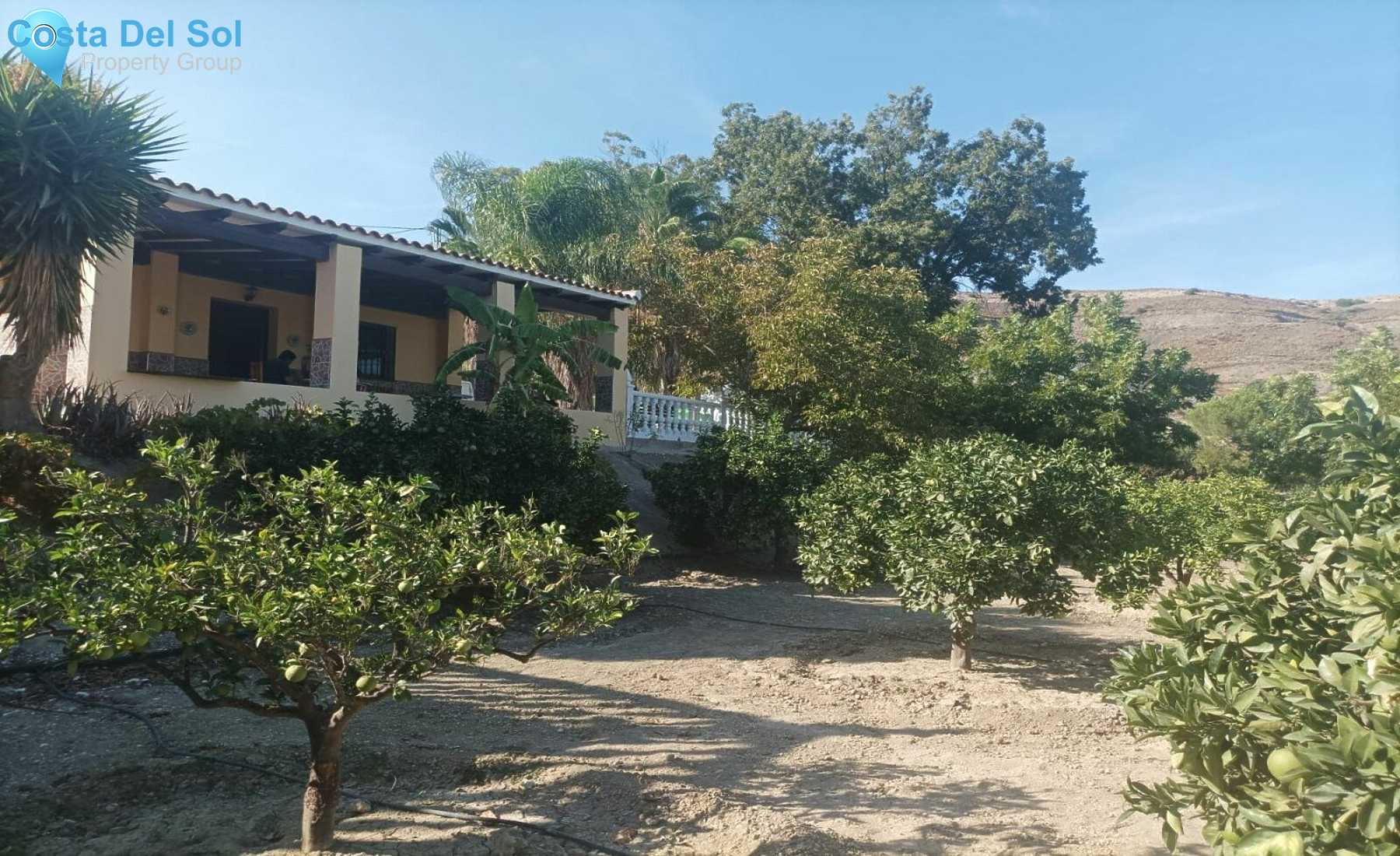 Finca - Cortijo in Alhaurín el Grande-1469686