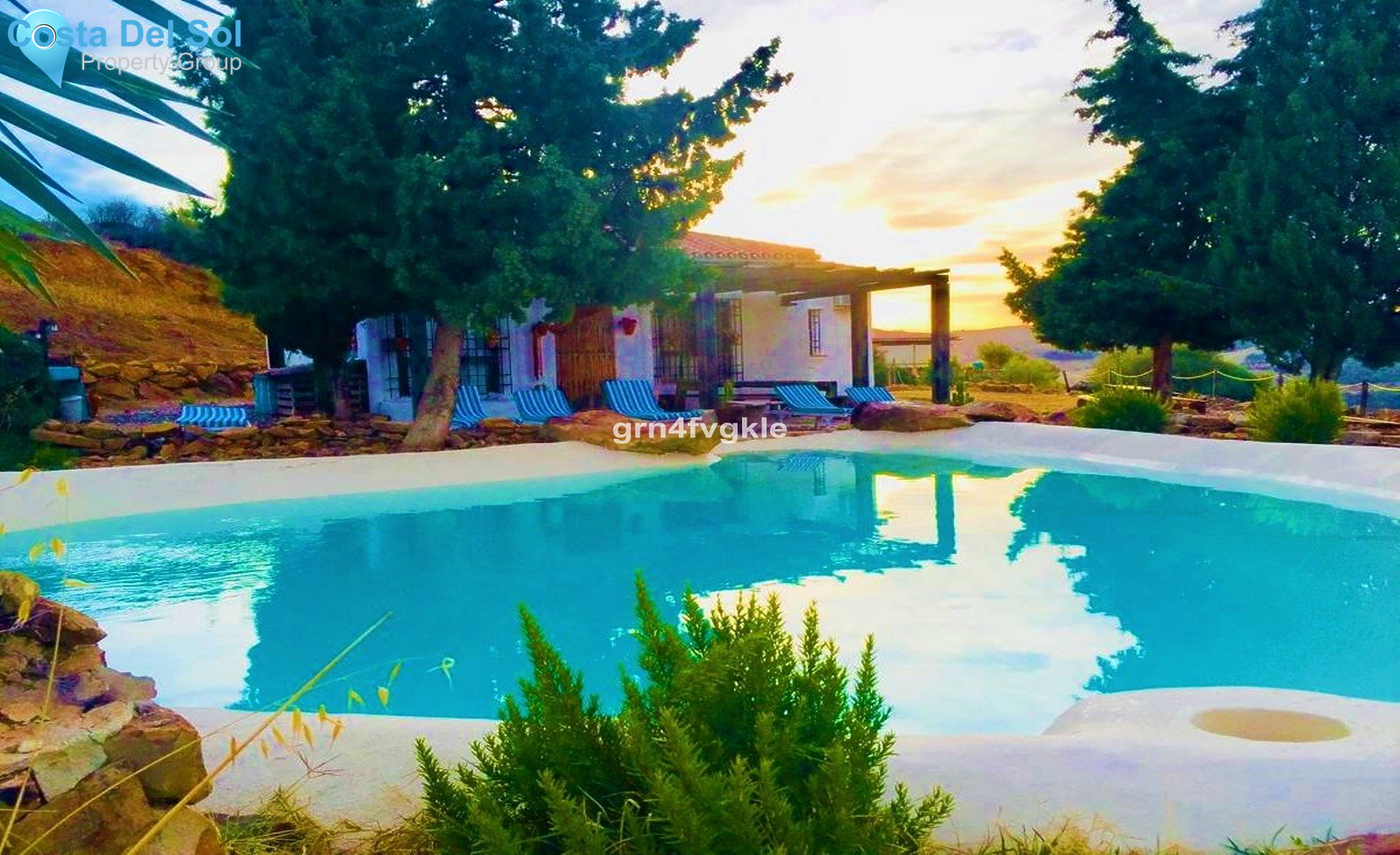 Finca - Cortijo in Almogía-1184148