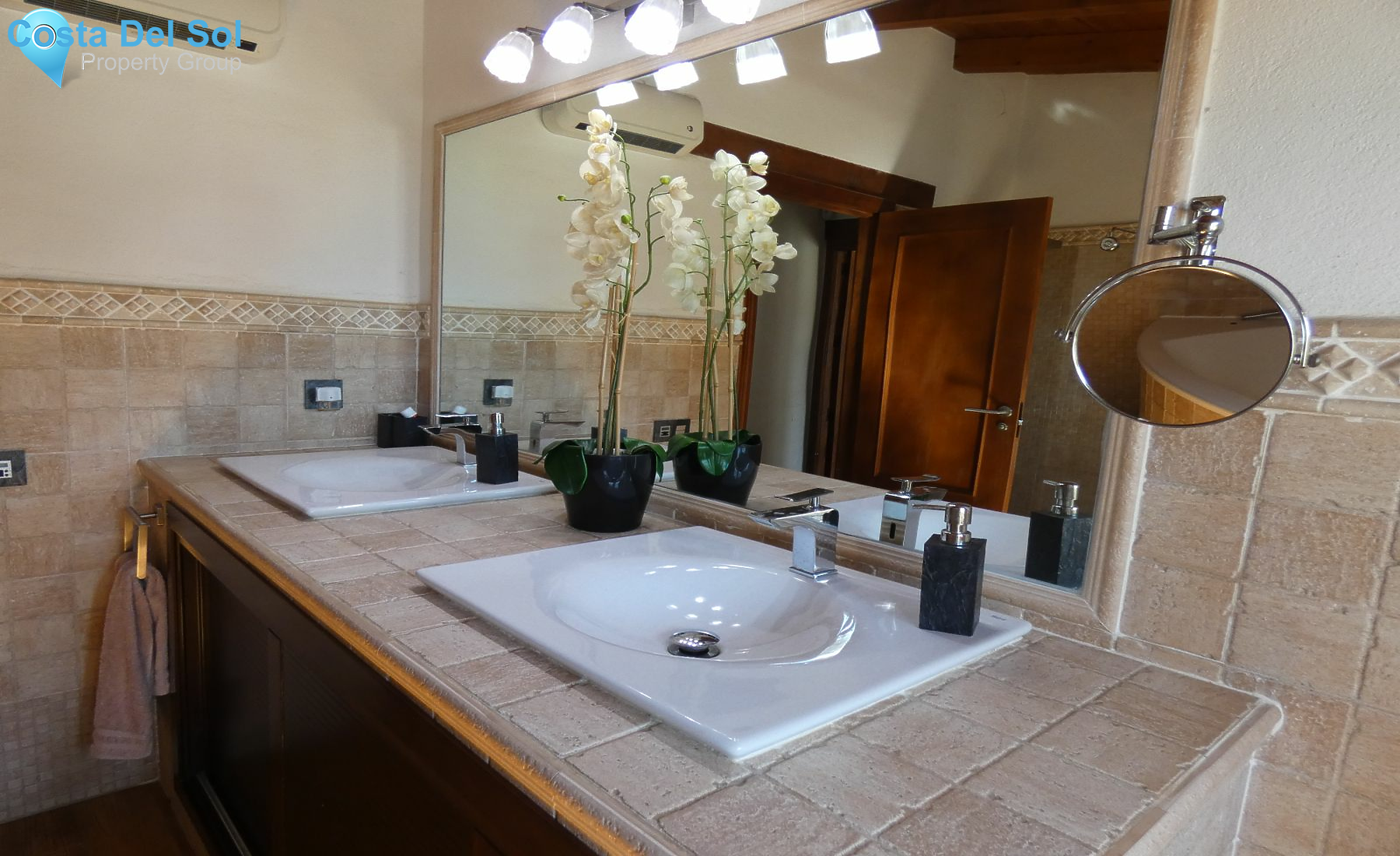 Finca - Cortijo in Alora-1441322