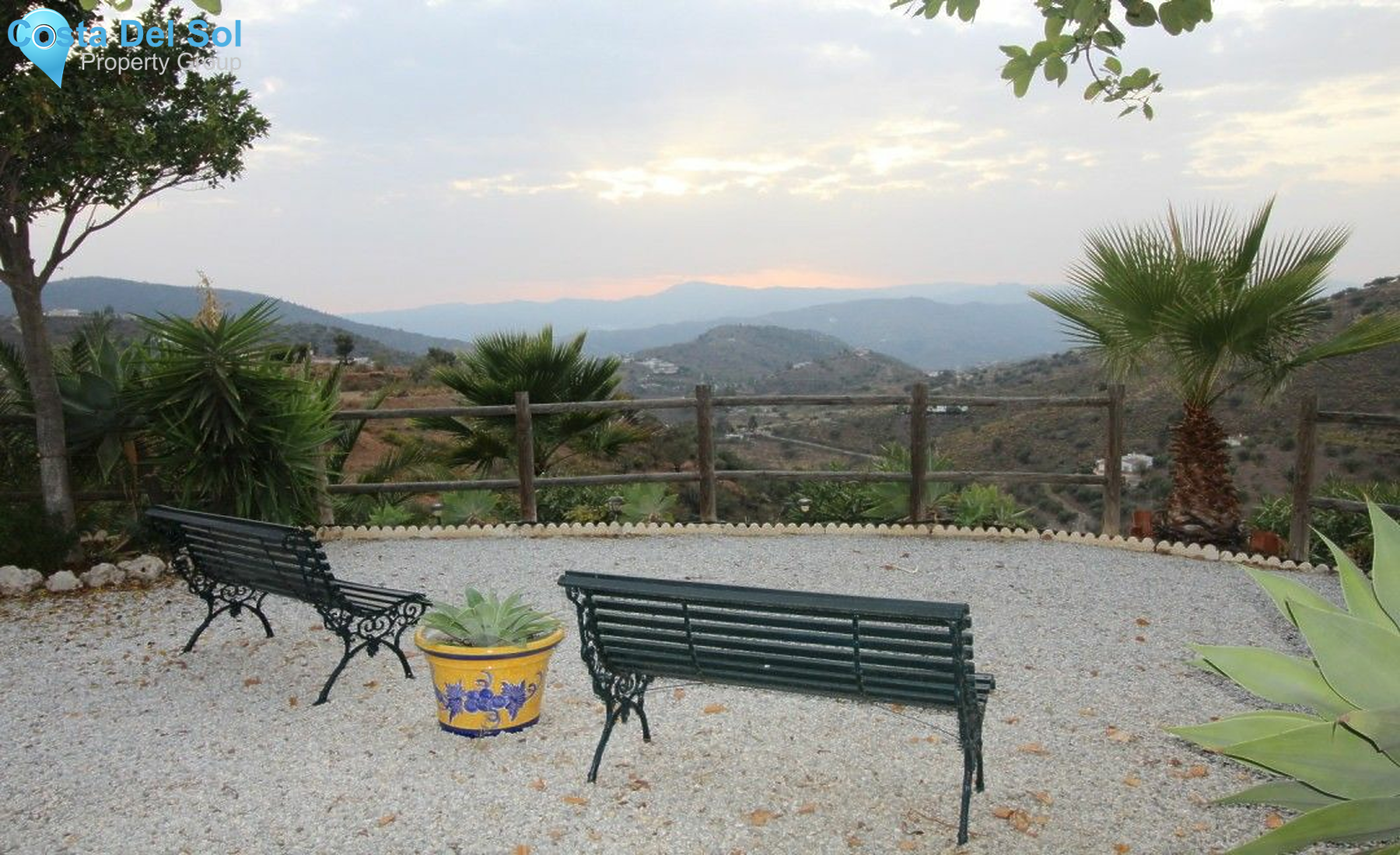 Finca - Cortijo in Canillas de Aceituno-1553677