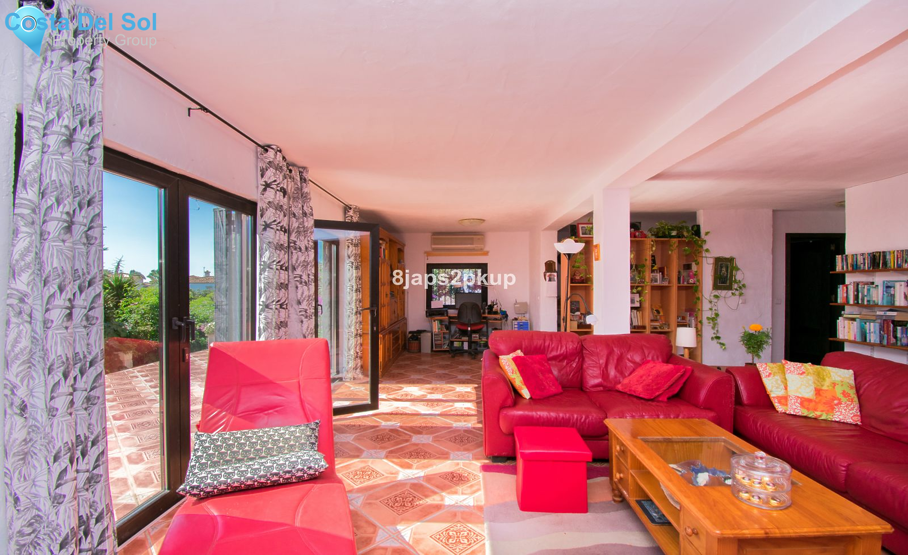 Finca - Cortijo in Estepona-1136105