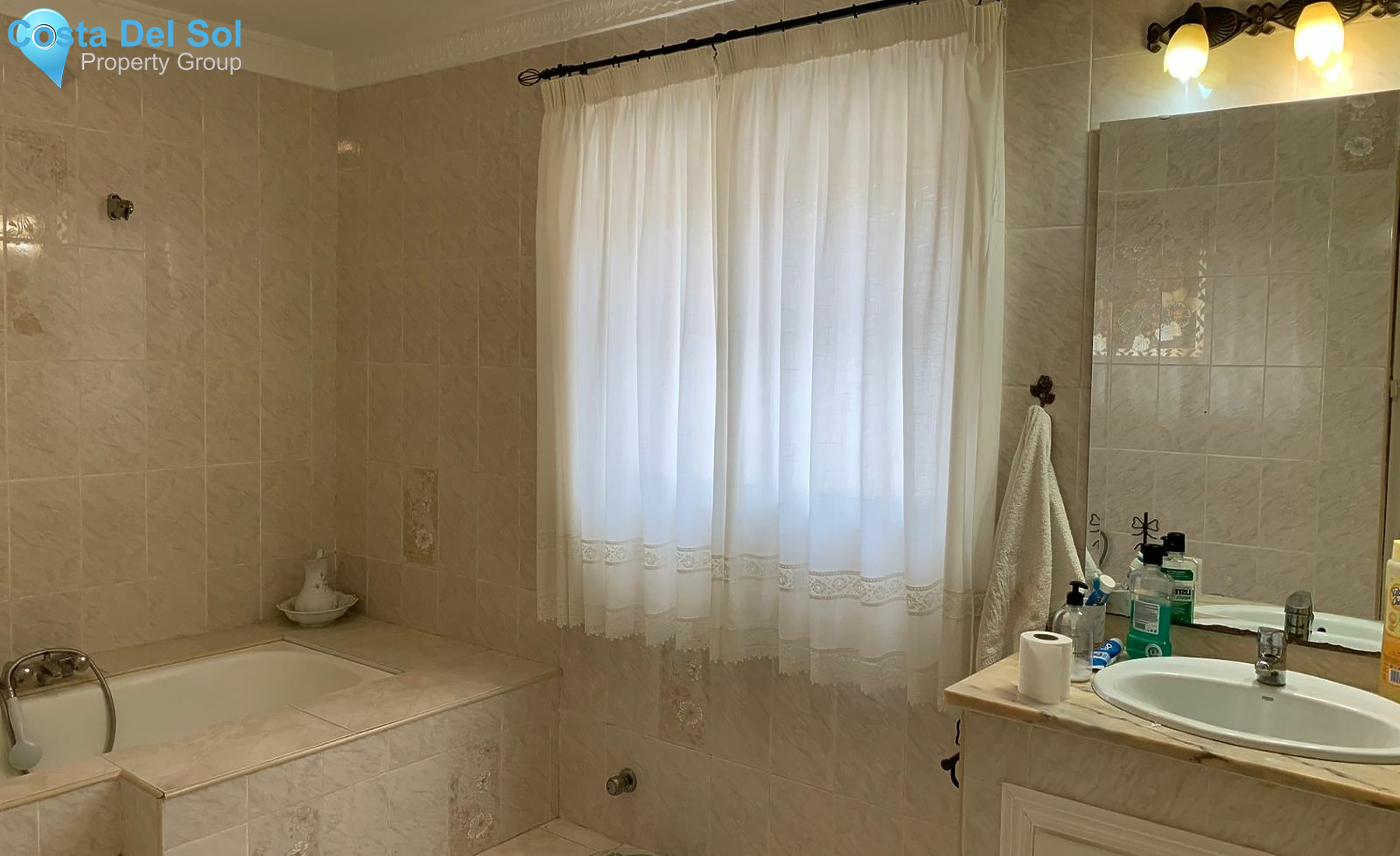 Finca - Cortijo in Estepona-1203049