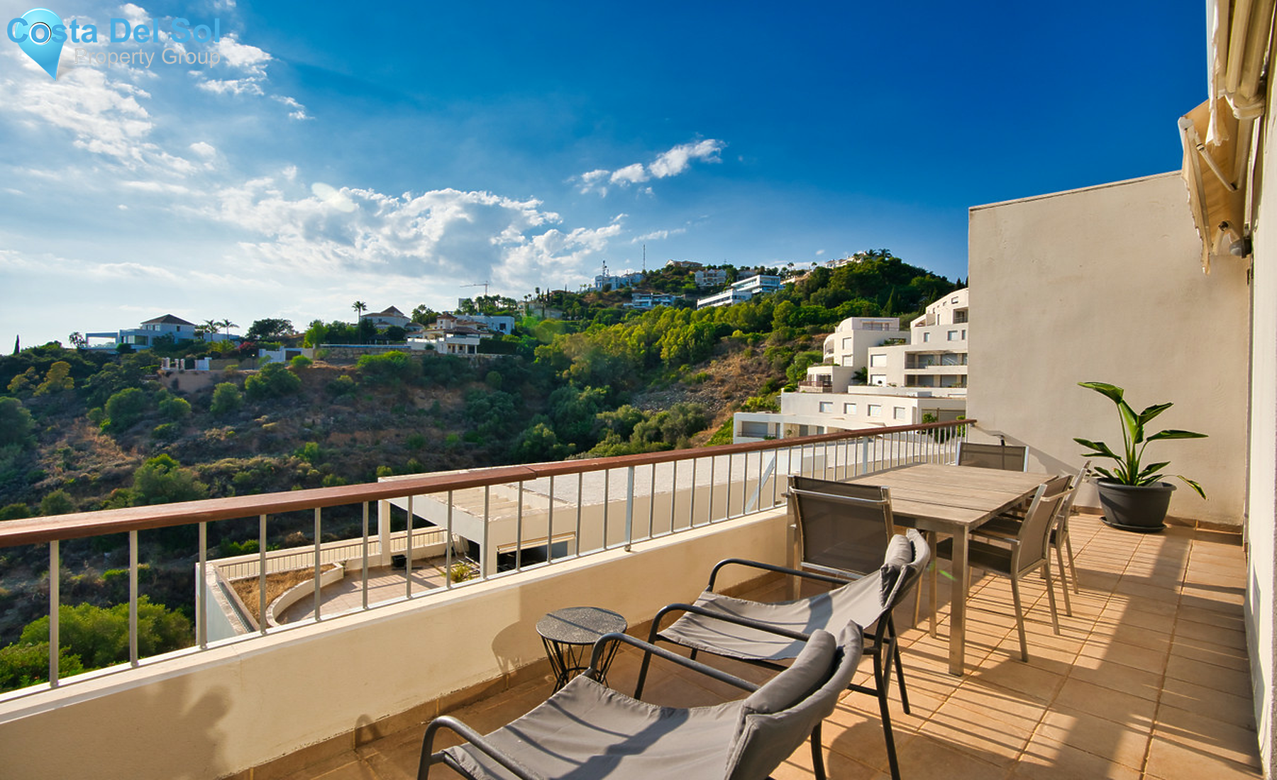 Ground Floor Apartment in Altos de los Monteros-1456251