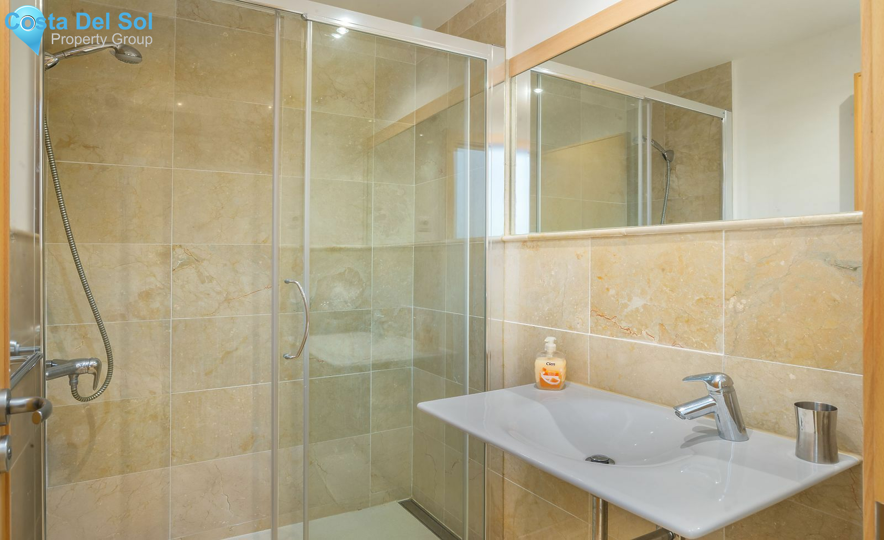 Ground Floor Apartment in Altos de los Monteros-1143119