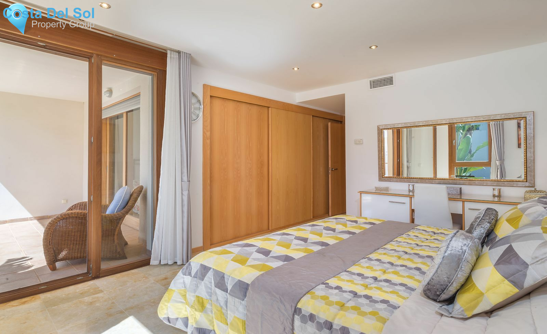 Ground Floor Apartment in Altos de los Monteros-1143124