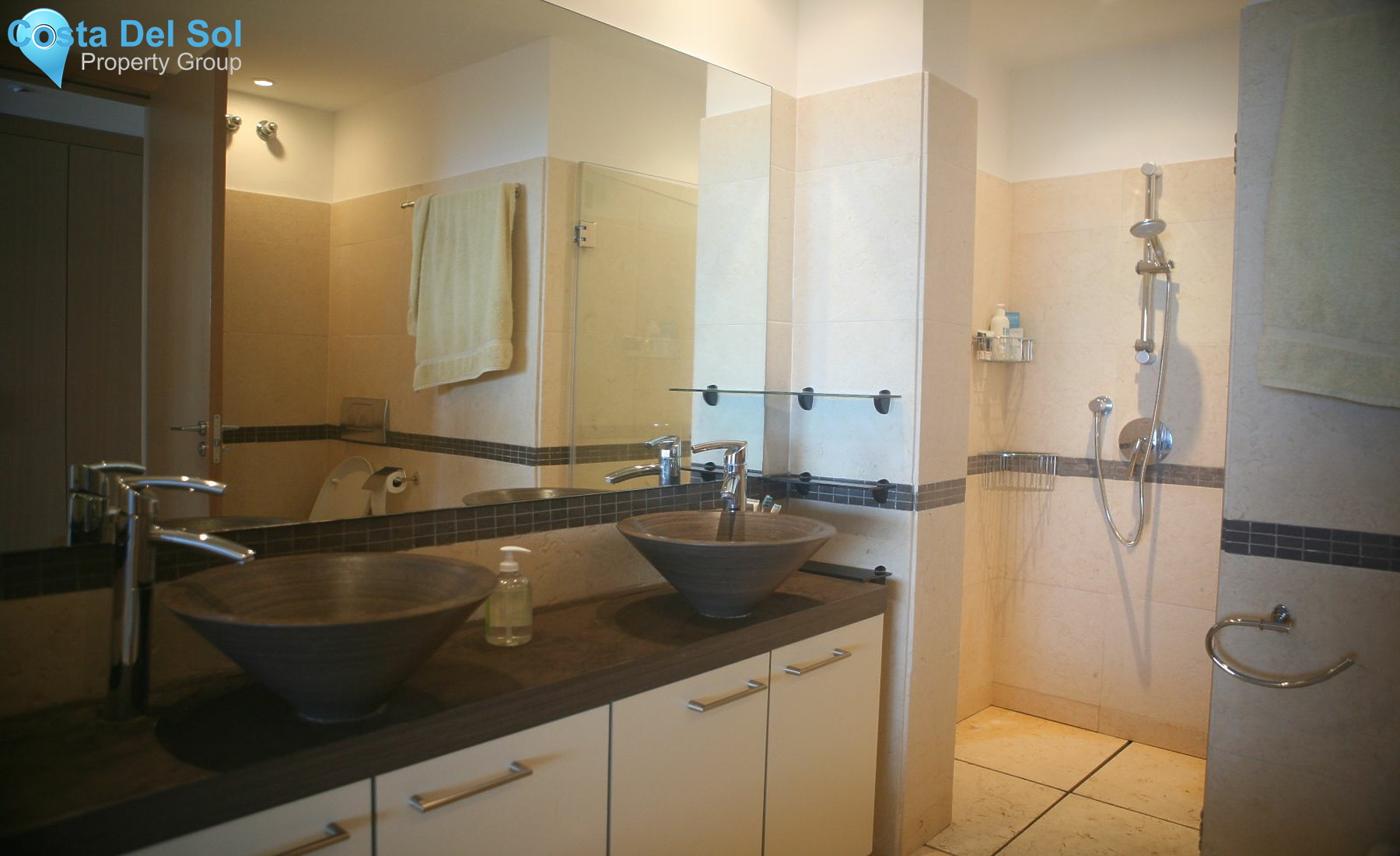 Ground Floor Apartment in Altos de los Monteros-1168872