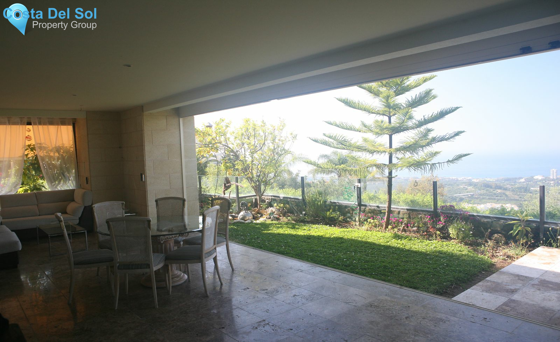 Ground Floor Apartment in Altos de los Monteros-1168867