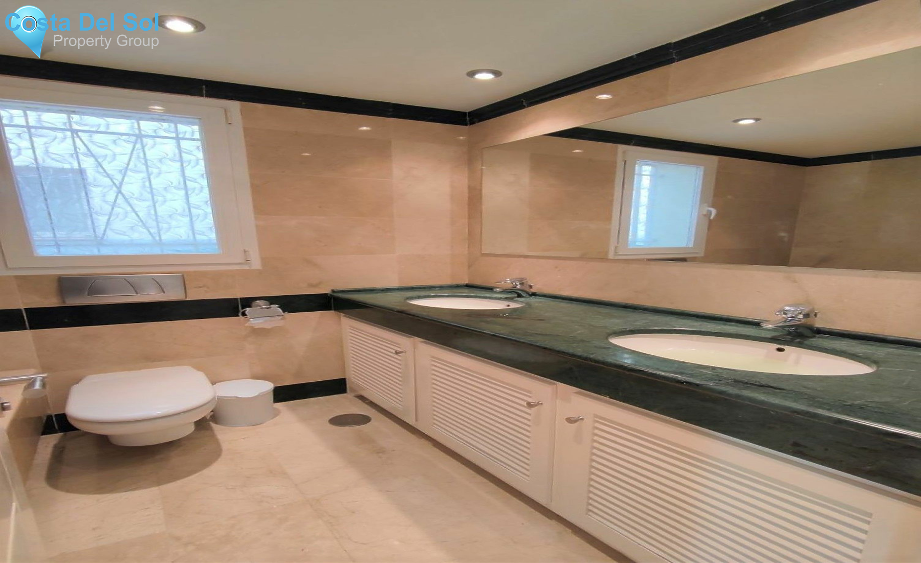 Ground Floor Apartment in Artola-1449482