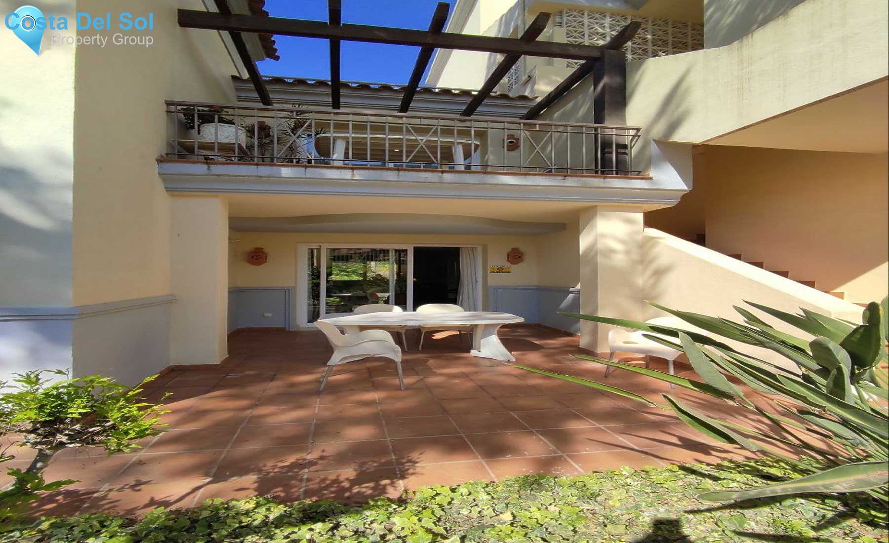 Ground Floor Apartment in Artola-1449470