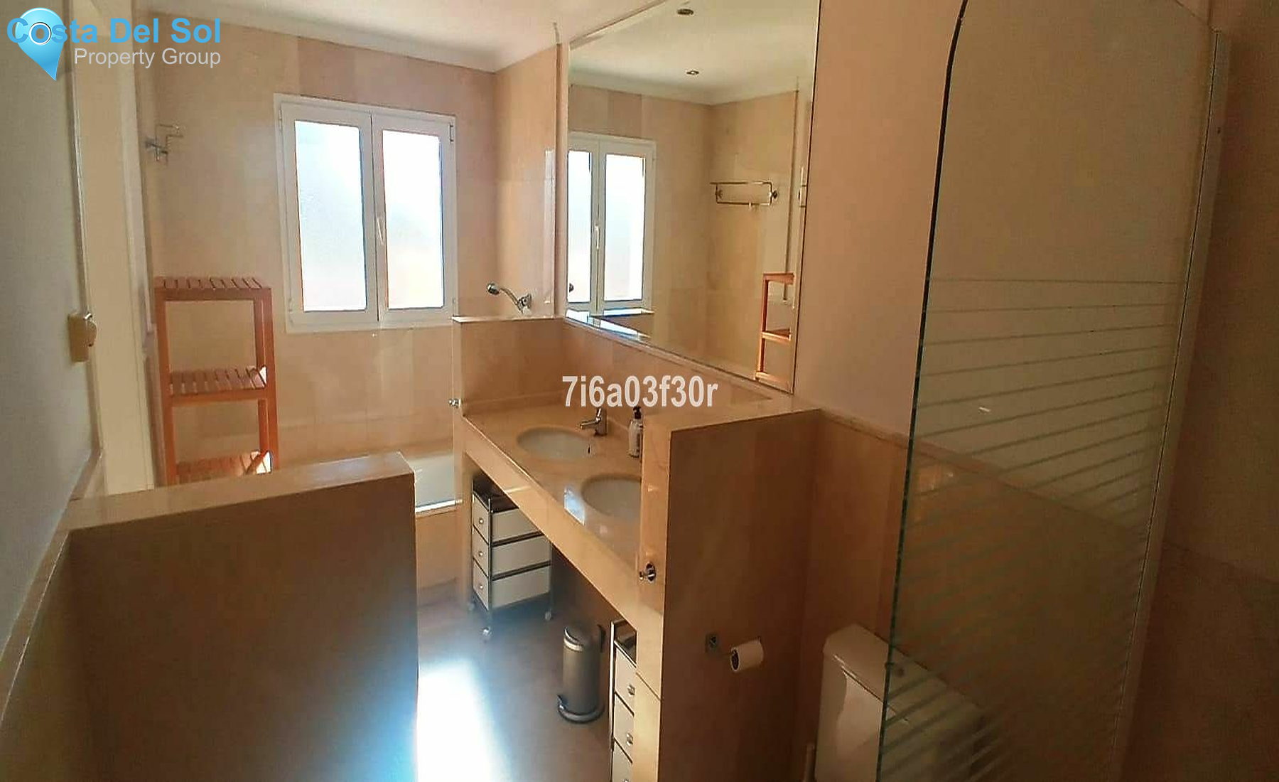 Ground Floor Apartment in Benahavís-1176839