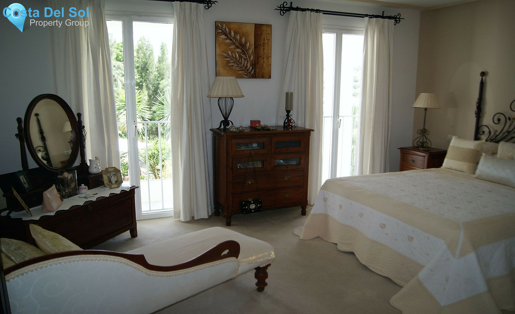 Ground Floor Apartment in Bel Air-1246472