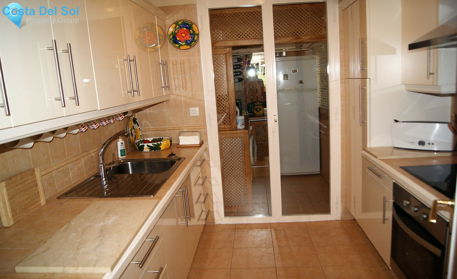 Ground Floor Apartment in Bel Air-1246467