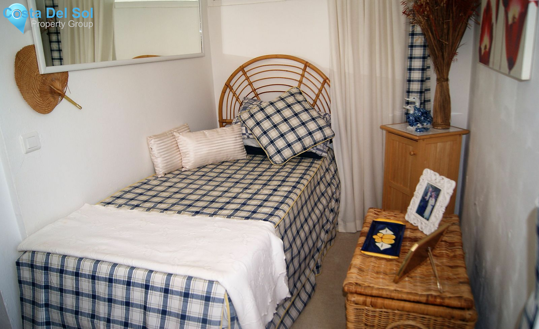 Ground Floor Apartment in Bel Air-1126476