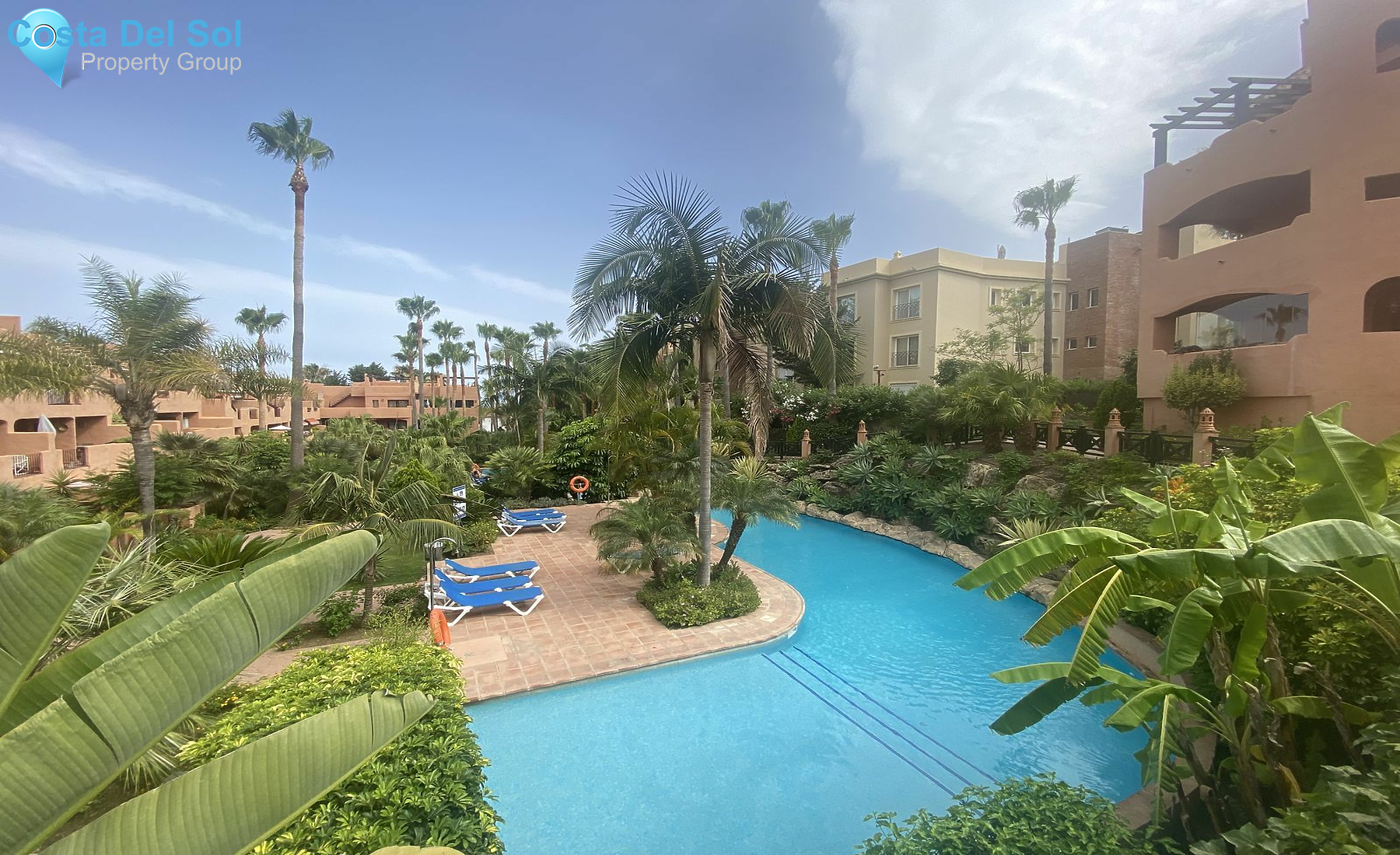 Ground Floor Apartment in Bel Air-1135331