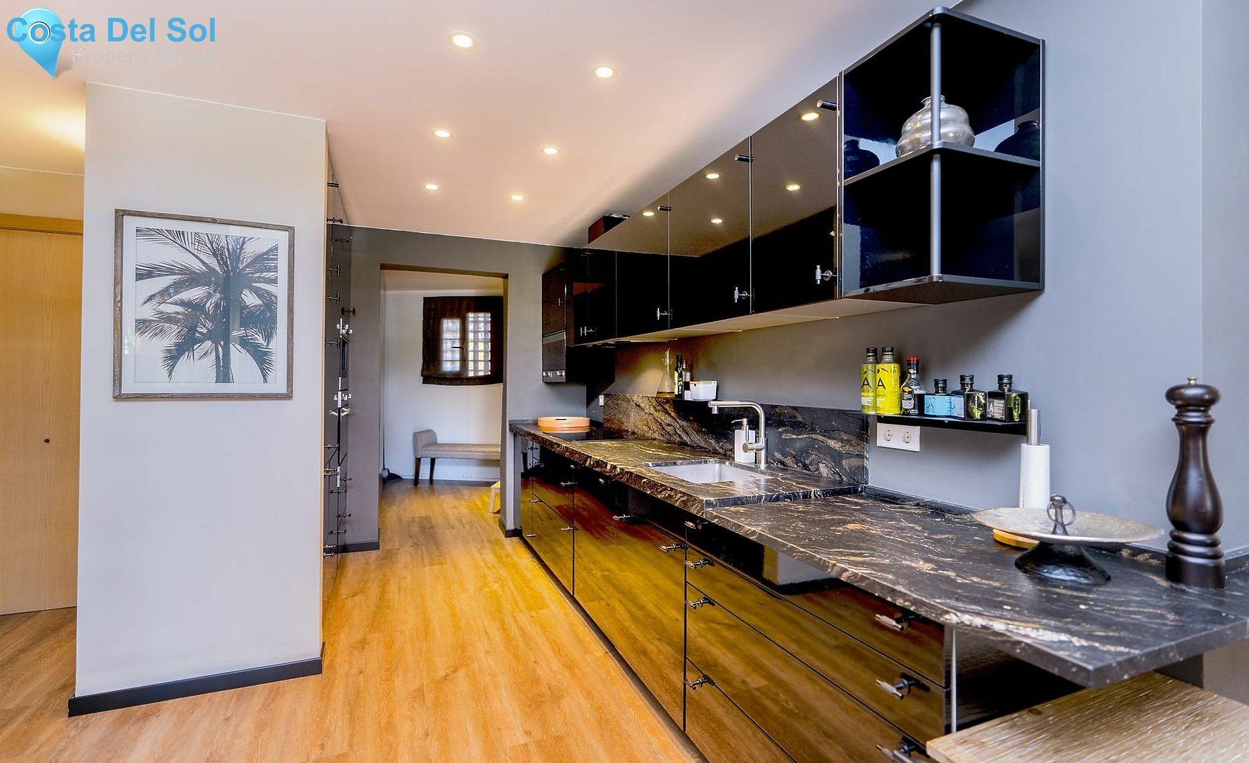 Ground Floor Apartment in Bel Air-1418850