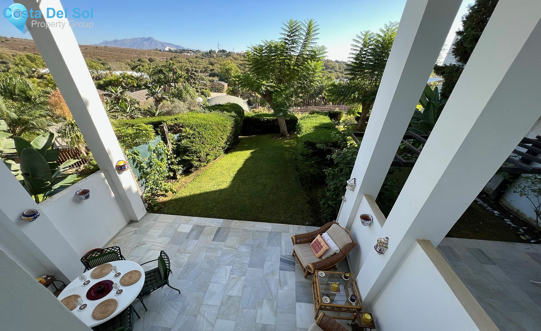 Ground Floor Apartment in Bel Air-1484644