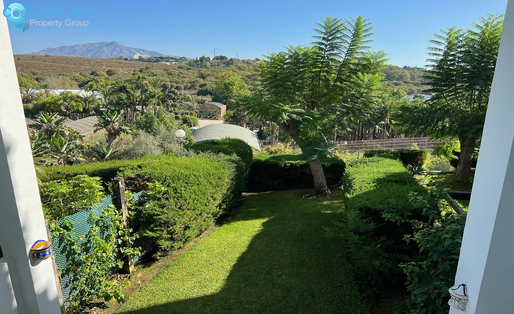 Ground Floor Apartment in Bel Air-1484645