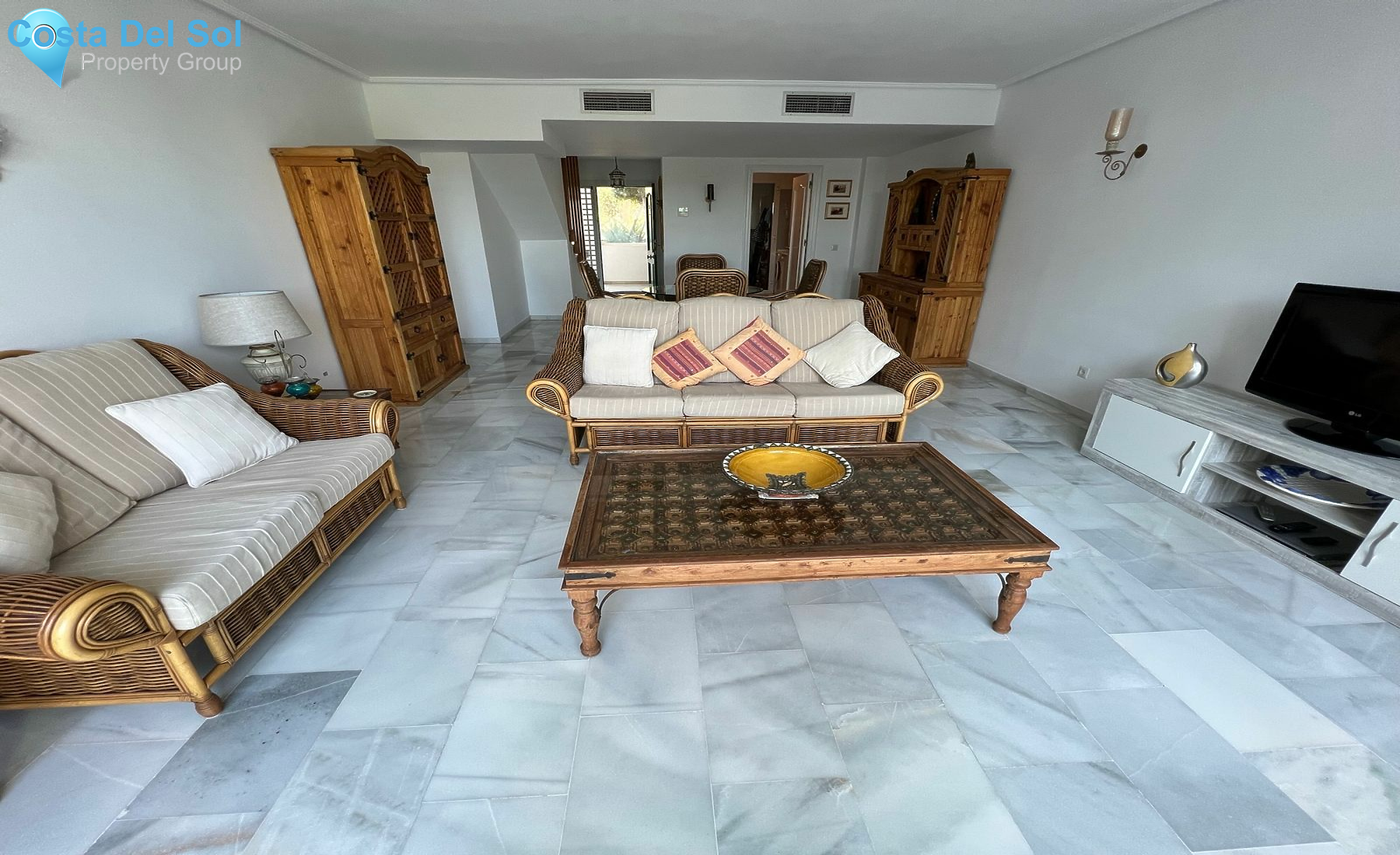 Ground Floor Apartment in Bel Air-1484638