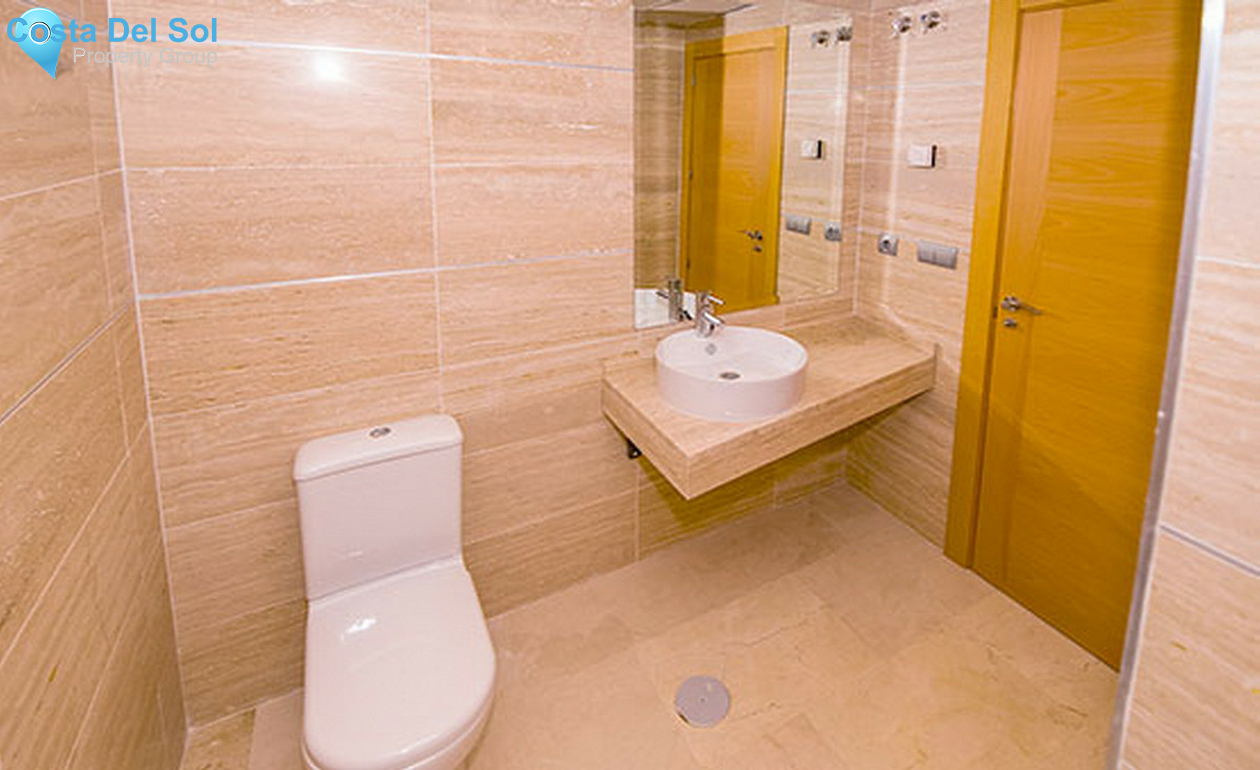 Ground Floor Apartment in Benahavís-727298