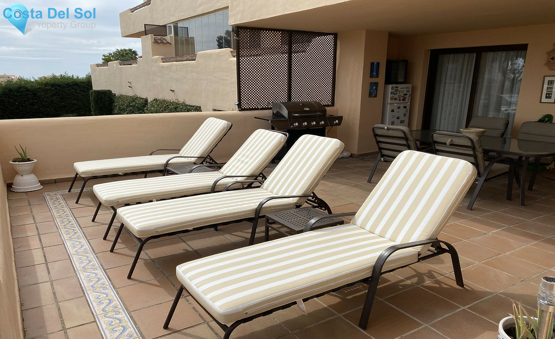 Ground Floor Apartment in Benahavís-1236724