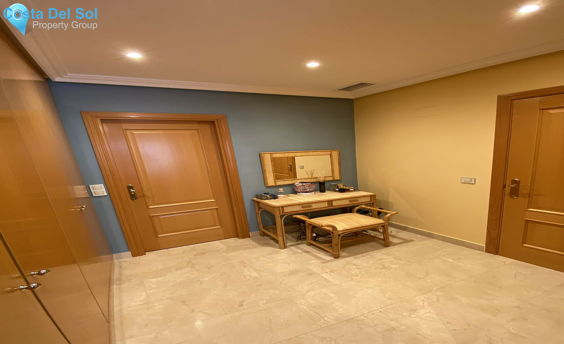 Ground Floor Apartment in Benahavís-1236727