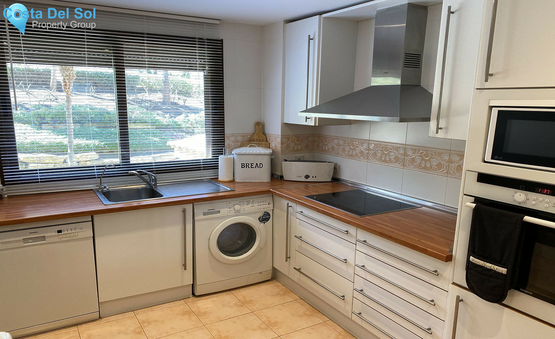 Ground Floor Apartment in Benahavís-1236715