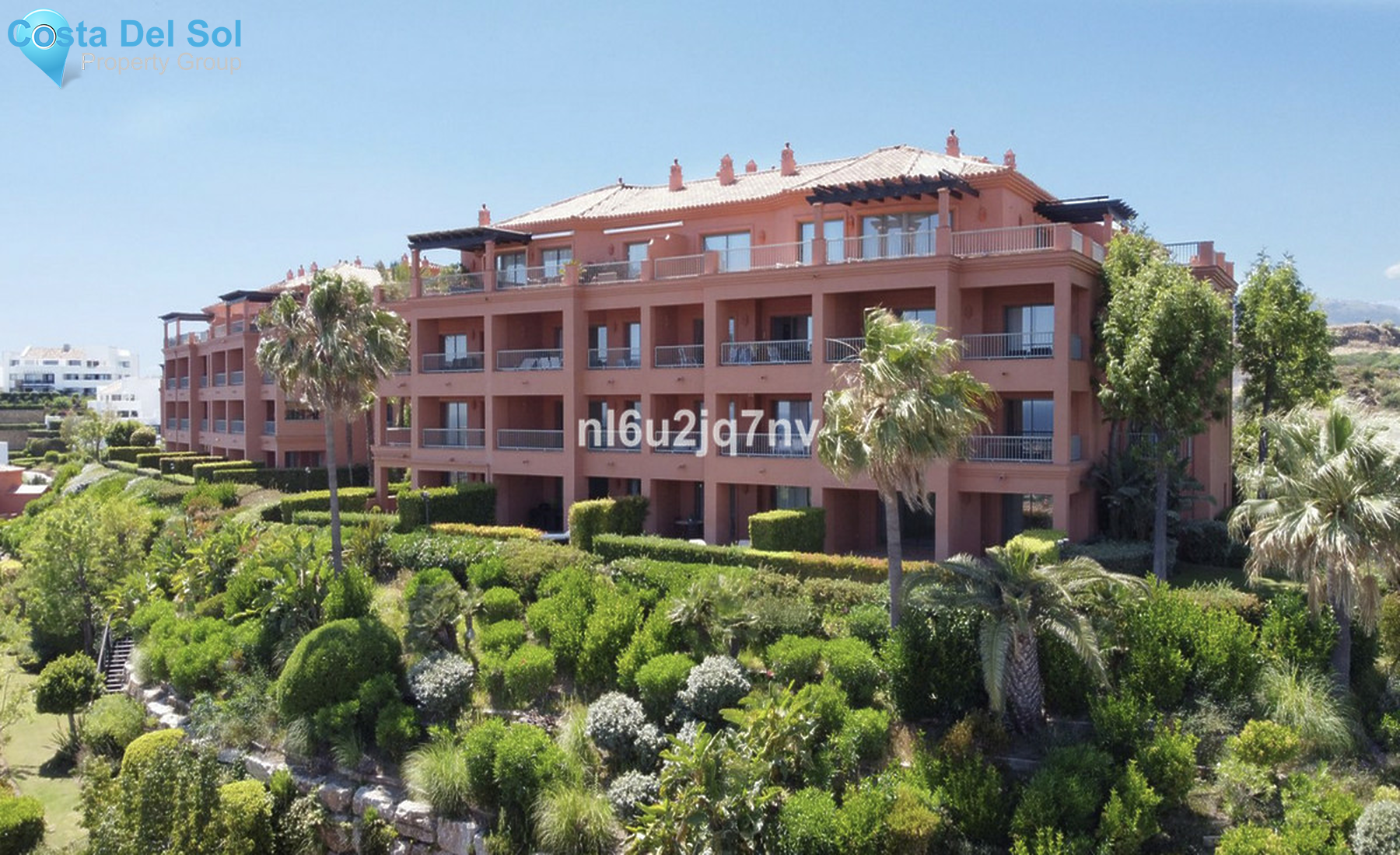 Ground Floor Apartment in Benahavís-1240715