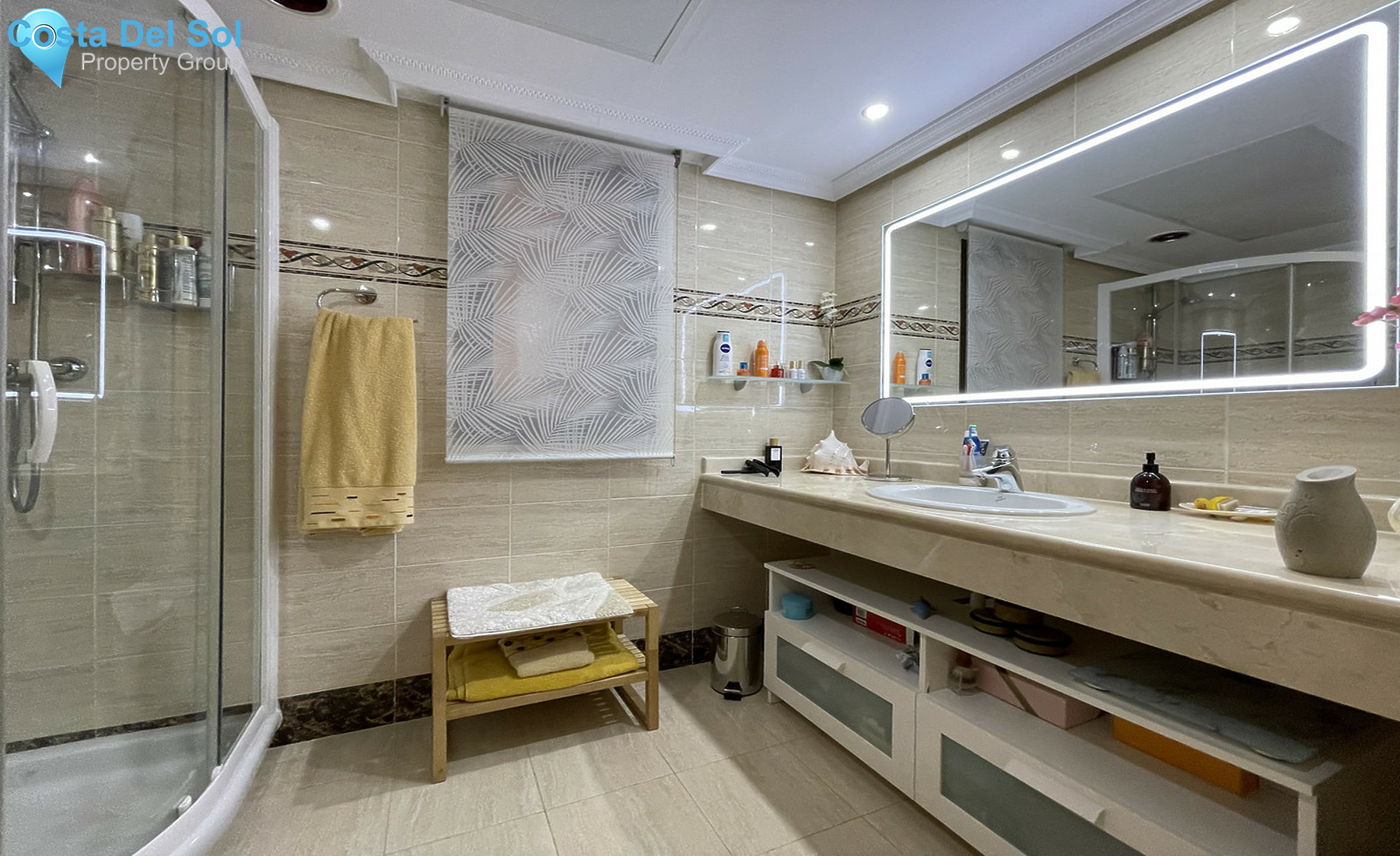 Ground Floor Apartment in Benahavís-1255429
