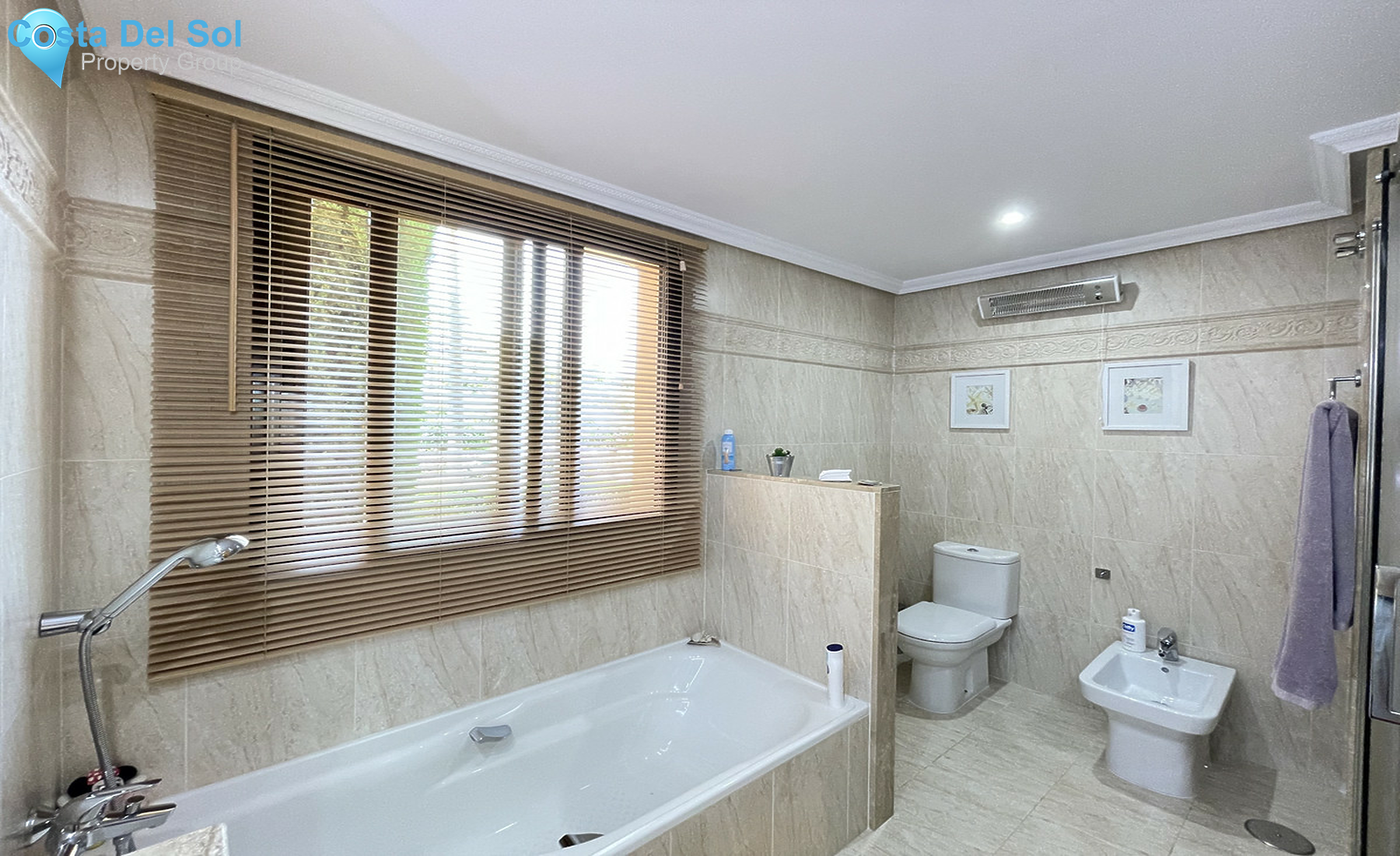 Ground Floor Apartment in Benahavís-1255416