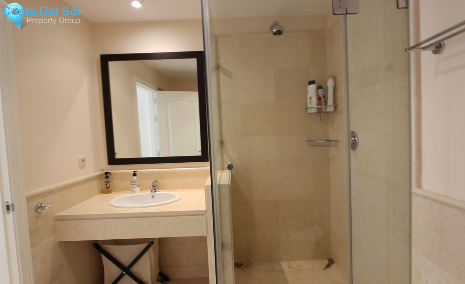 Ground Floor Apartment in Benahavís-1335185