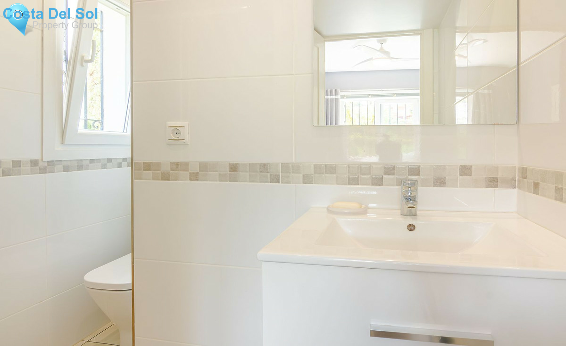 Ground Floor Apartment in Benahavís-1371152